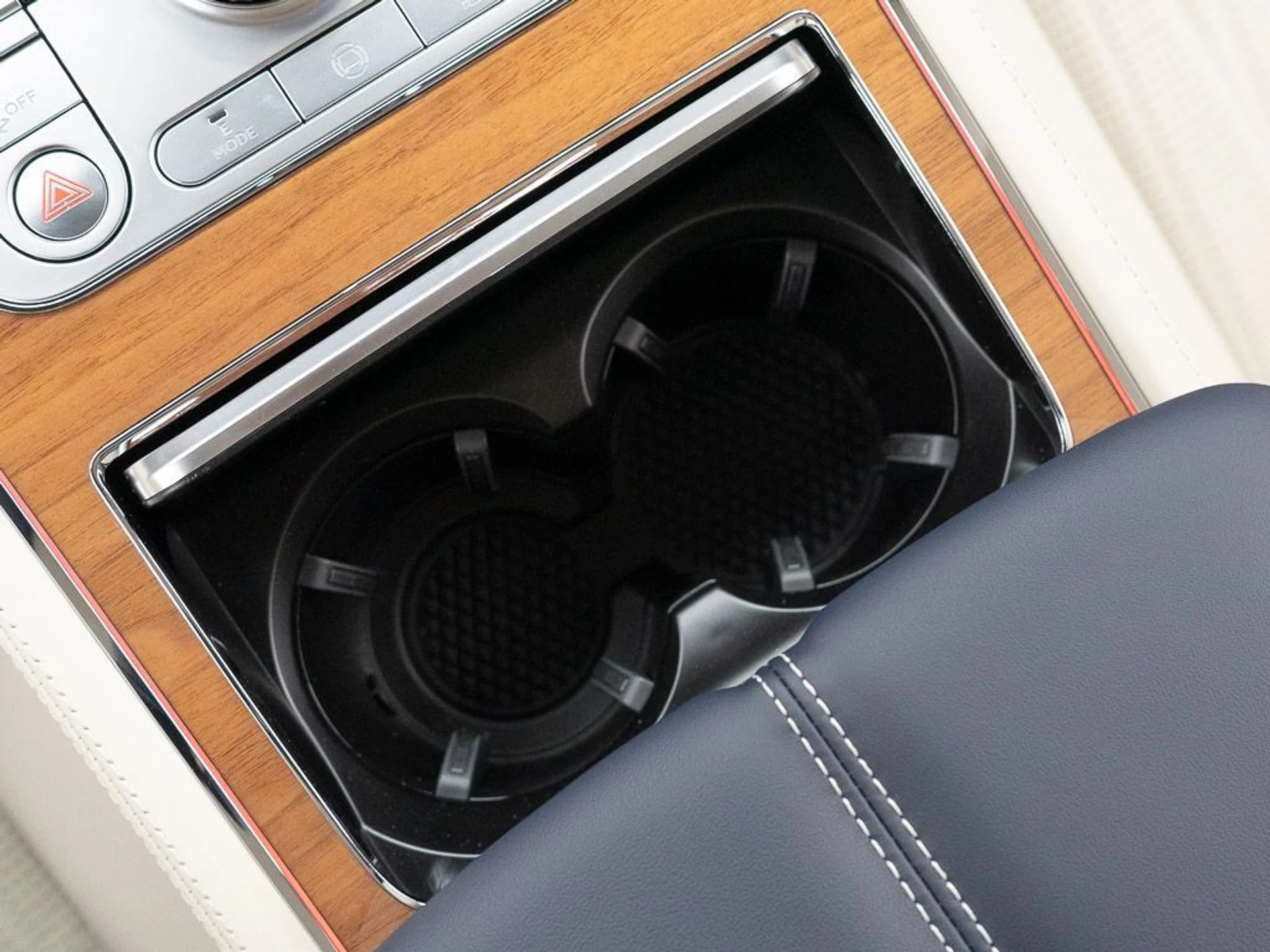 mph037_3889315067_b83ca65ade80a70b90ac38a73f912123_c9e8d2f363