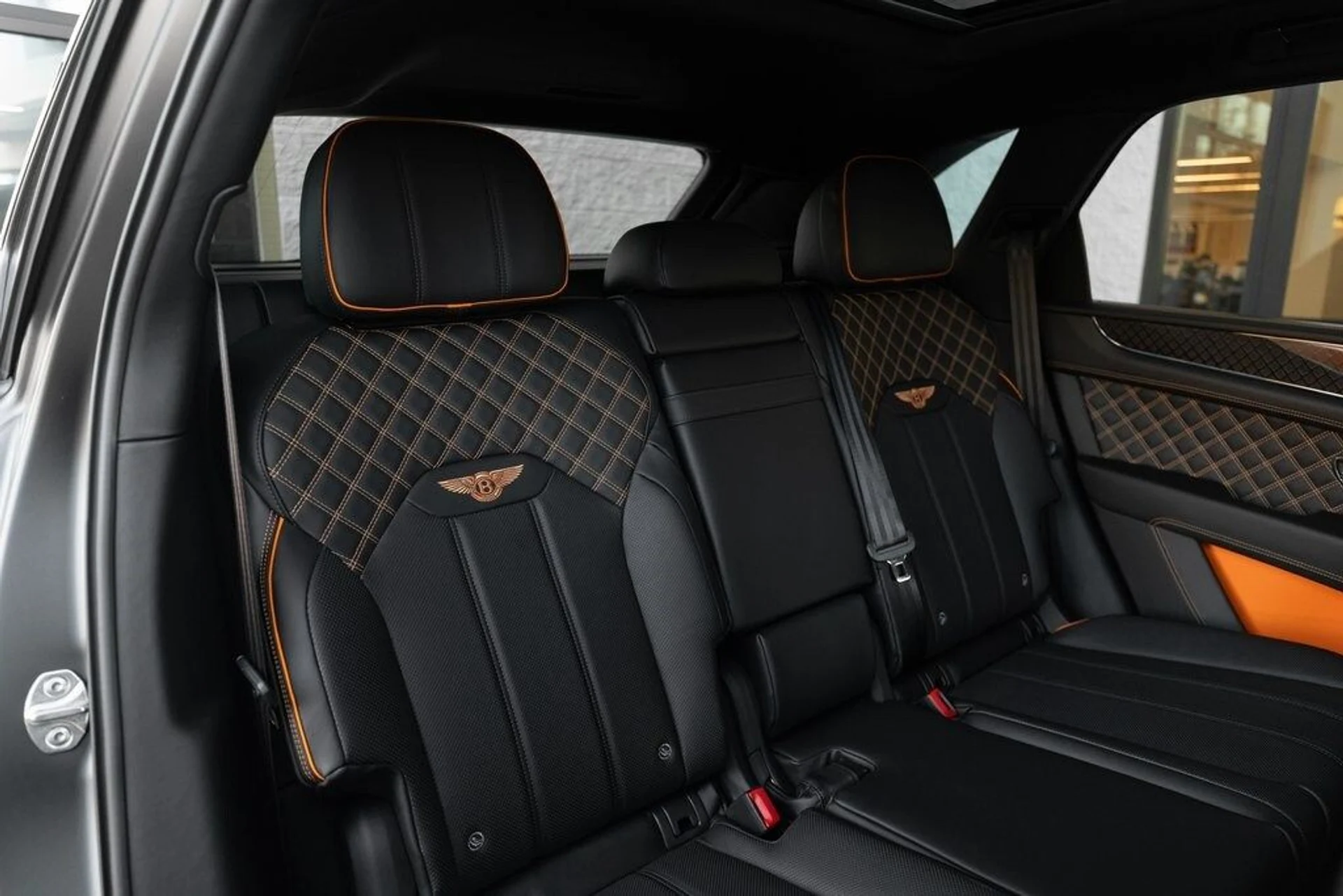 mph037_3894640378_b977edb22fcaefb2b7232921bc93c08fx_975e2eea4e