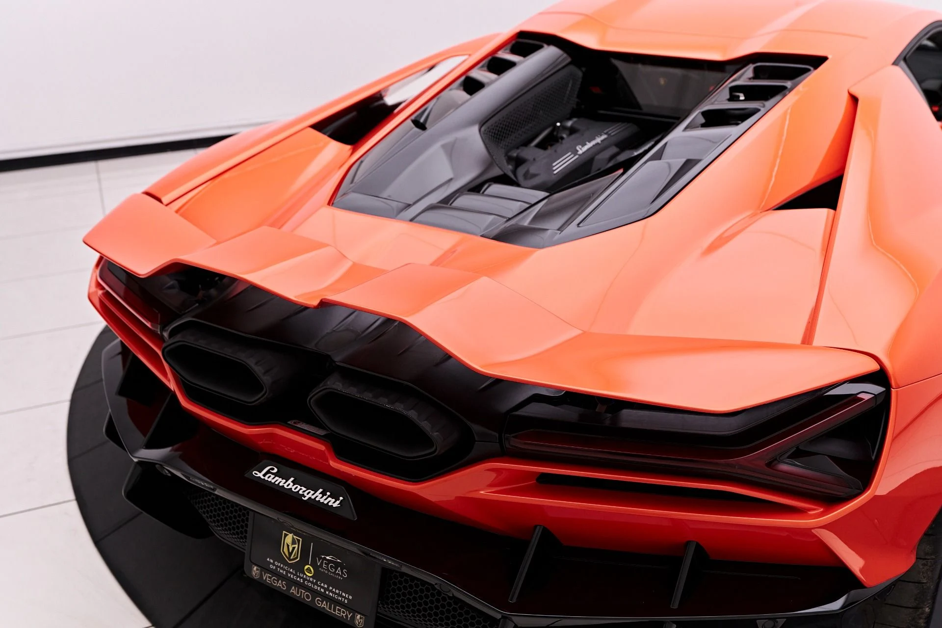 mph037_3899805254_Used_2024_Lamborghini_Revuelto_Base_1755224841_89e09f3848