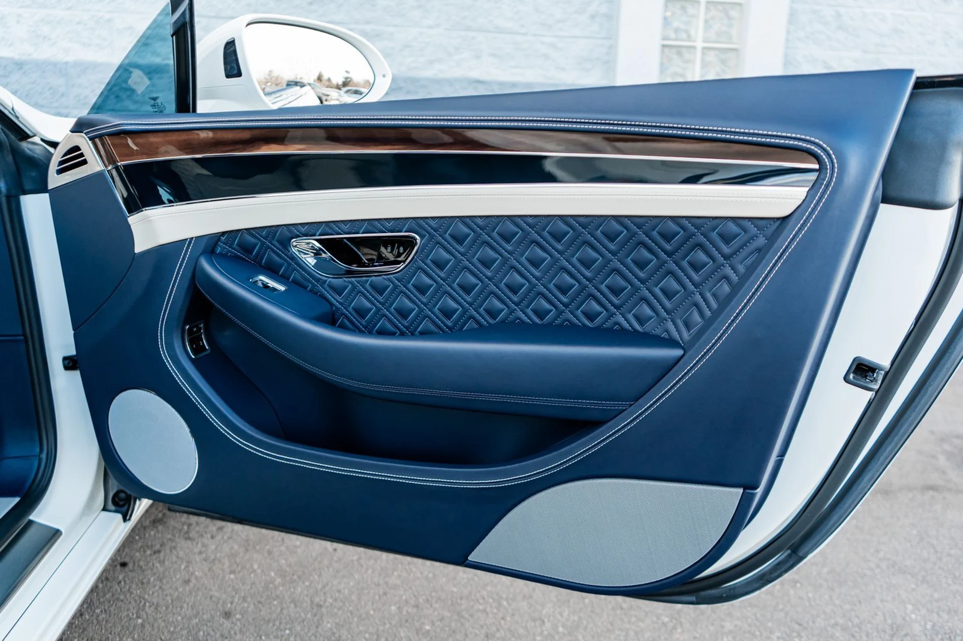 mph037_3919345869_e62c8846_c9bc_4a1a_92c1_7eb8e5dbd9c7_fb26469884