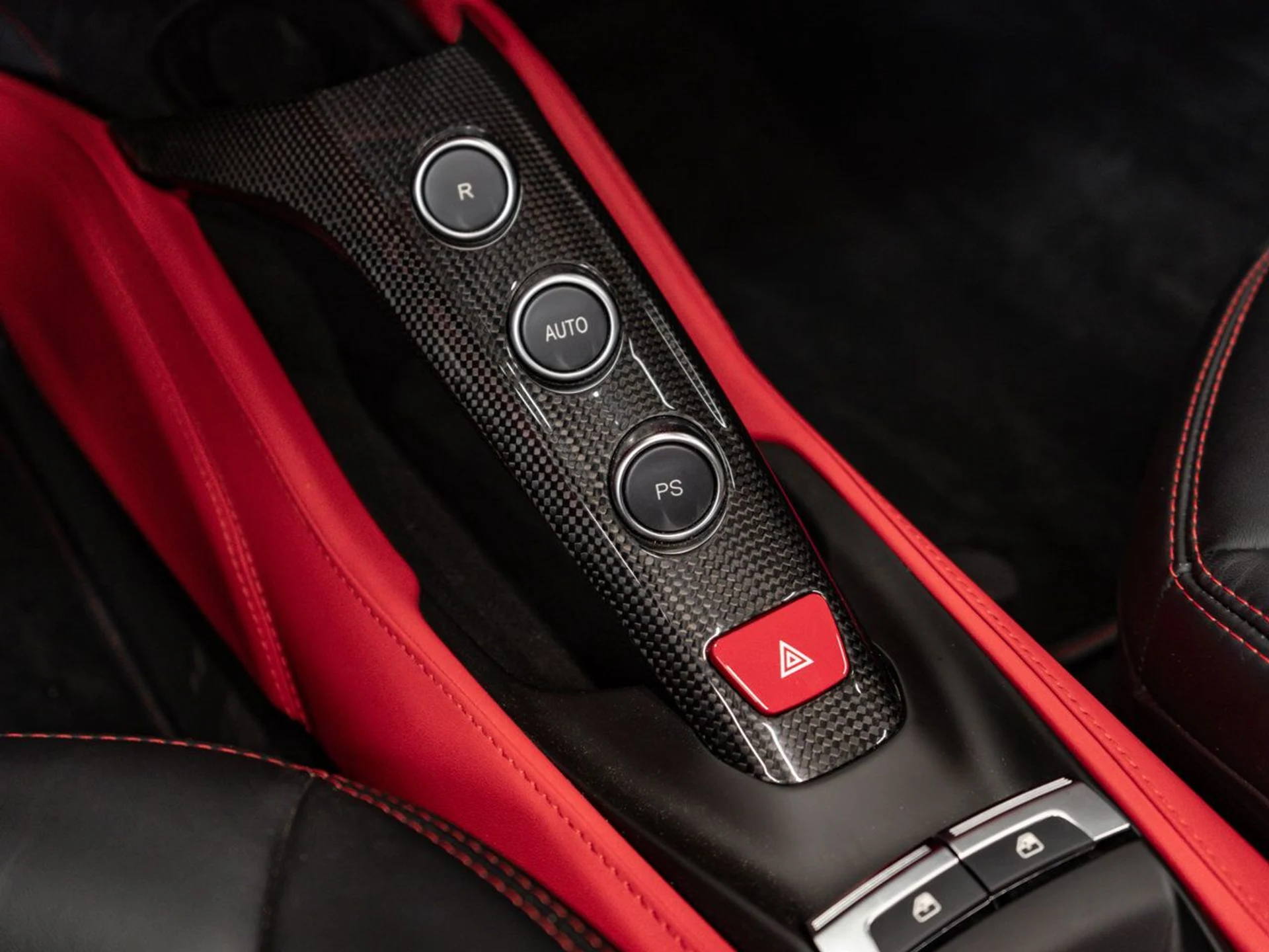 mph037_3934859387_ferrari_488_spider_2018_5e0242c9e2