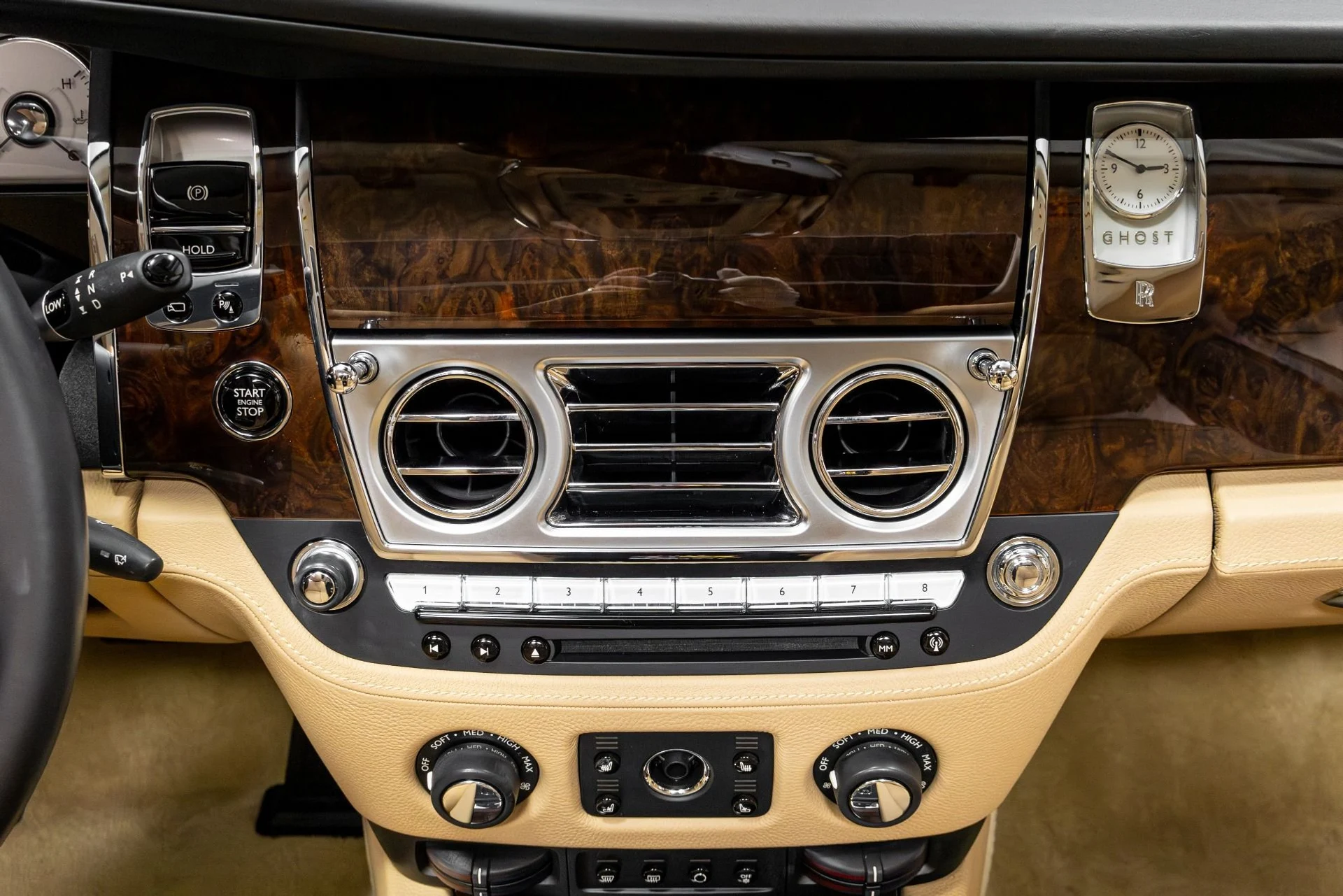 mph037_3941699078_Used_2011_Rolls_Royce_Ghost_1771348774_2010e23f5c