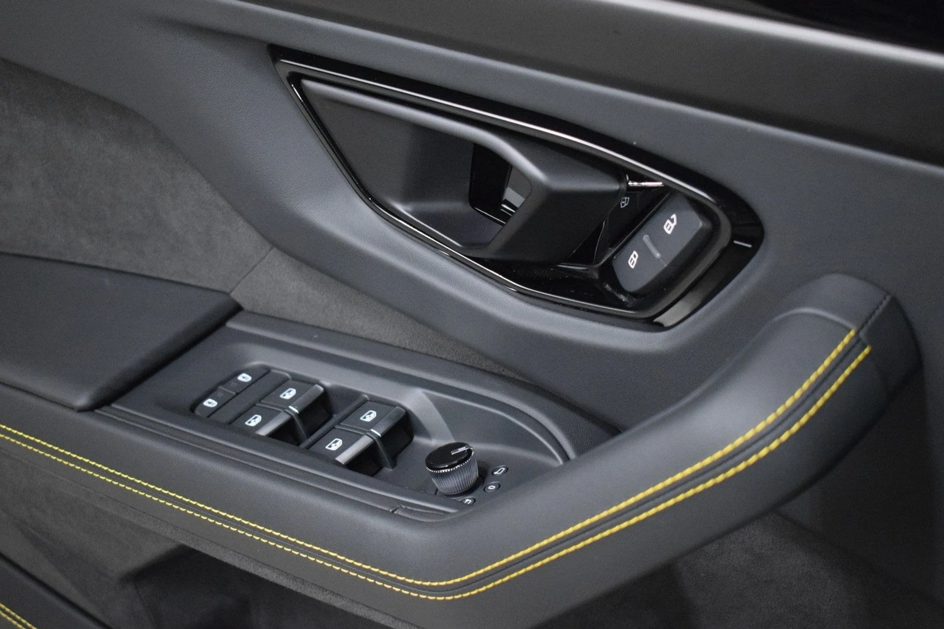 mph037_3948503623_48aac64cddb728930283ad58300ae930x_5477711cb2