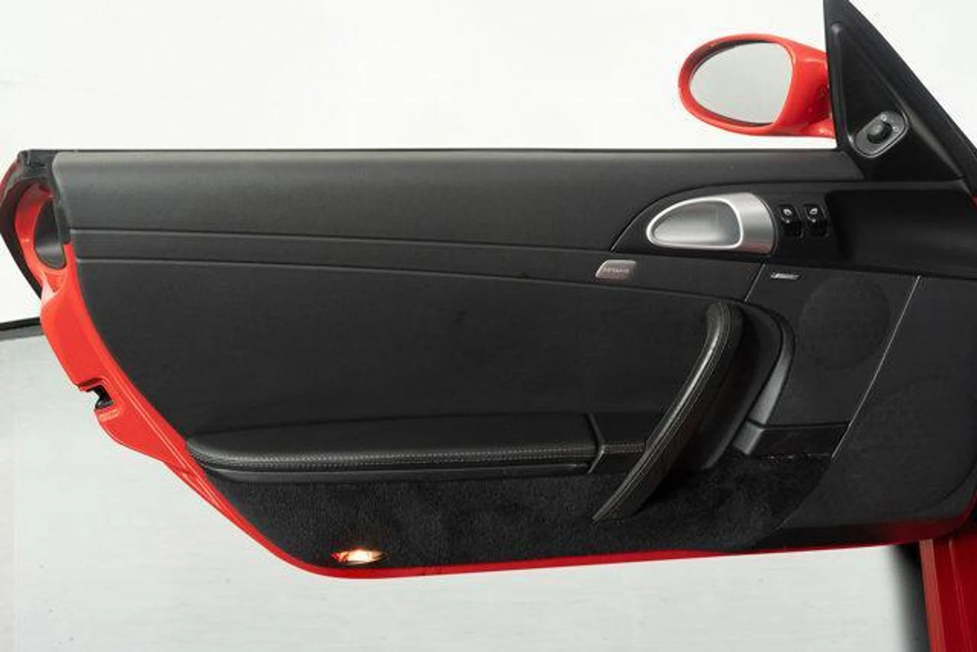 mph037_3949407805_CDV_3d_Fog_Y3_R_Lmv_HOJUI_Jzas_M0_Wg_6c7d4e9f1d