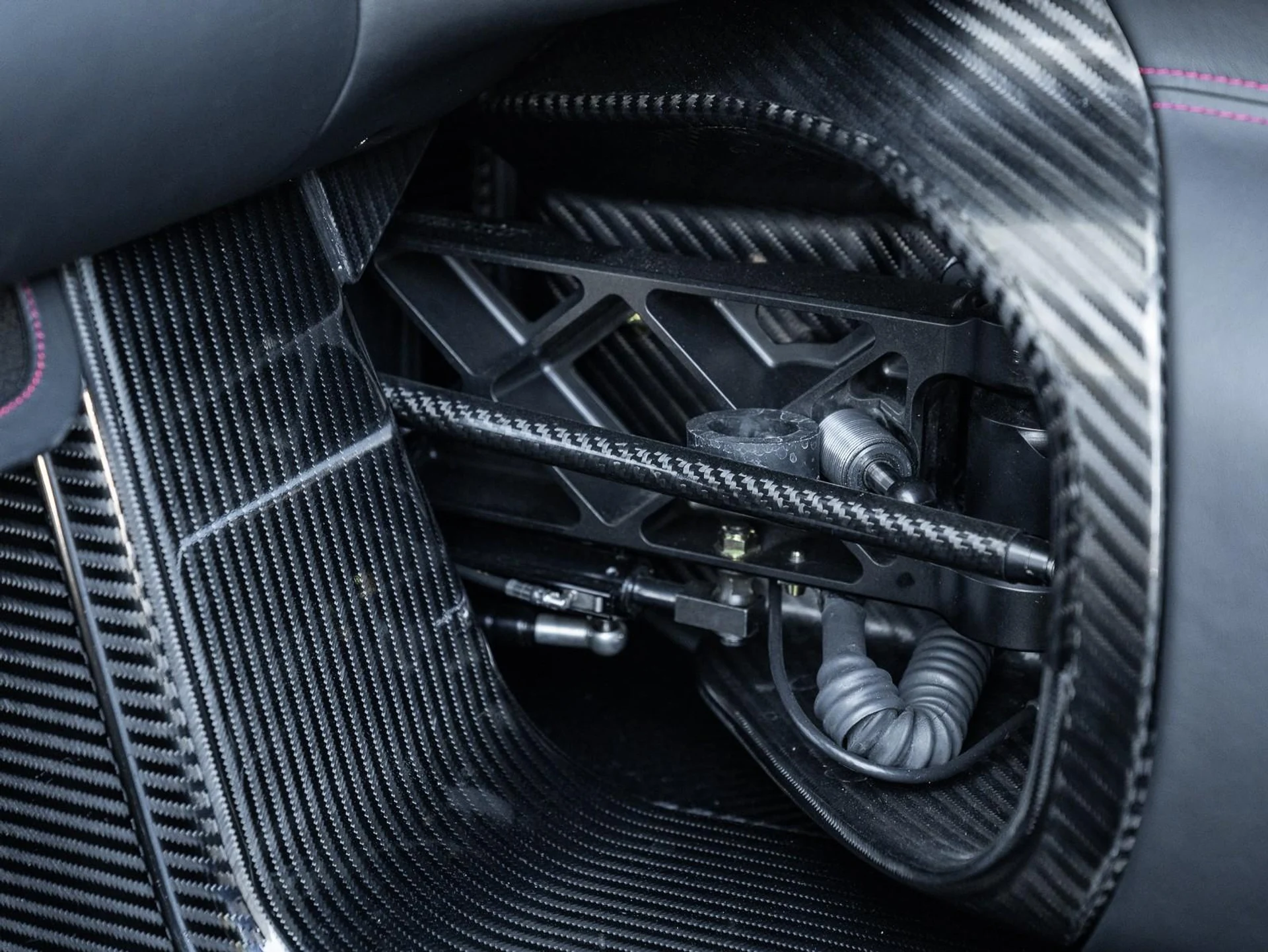 mph037_3951244342_Used_2019_Koenigsegg_Regera_1757707880_5f8efd8391