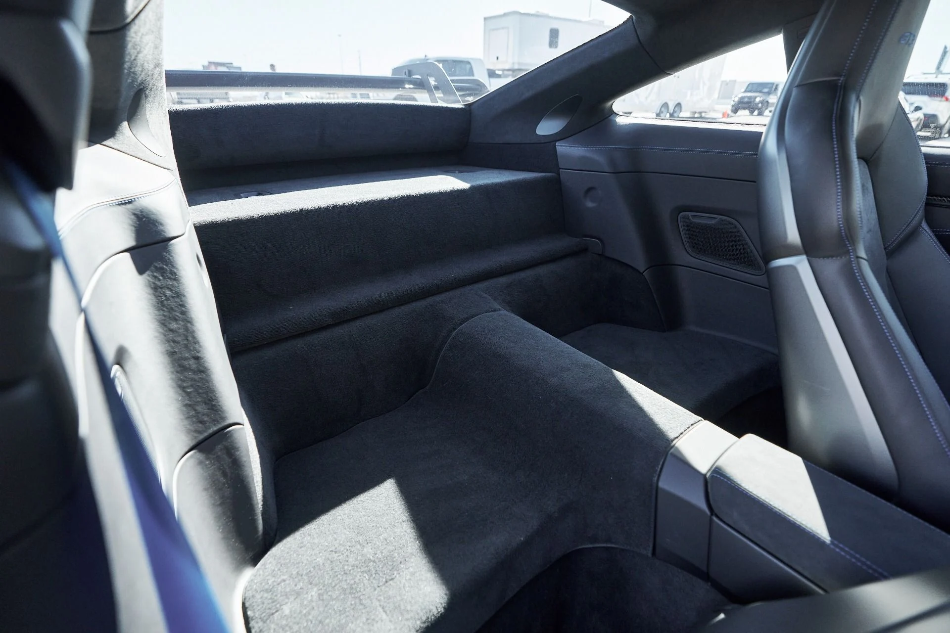 mph037_395606053_Used_2023_Porsche_911_GT_3_1761779560_02efb48551