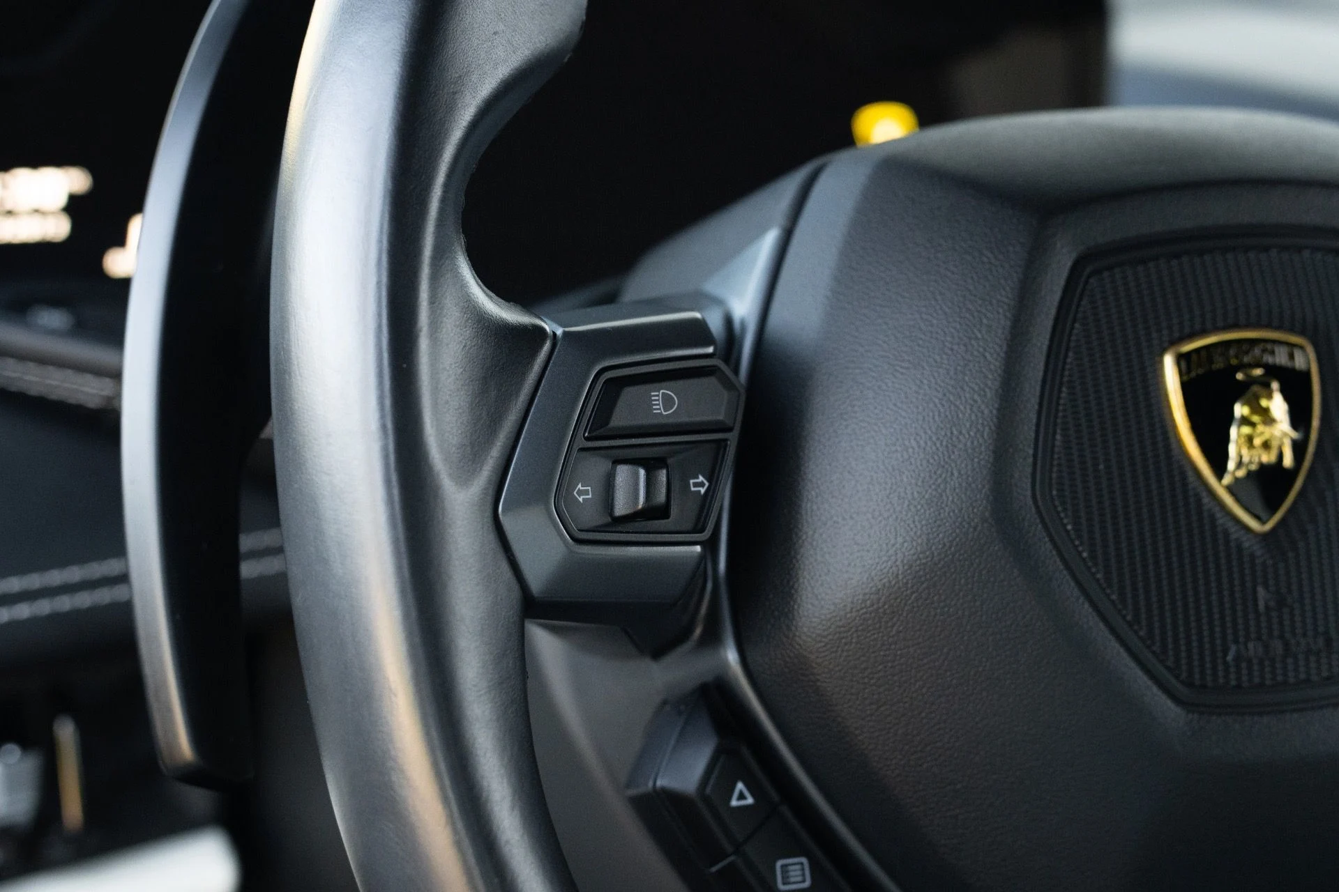 mph037_3968141066_Used_2016_Lamborghini_Huracan_LP_610_4_1771995727_4d079db7d0