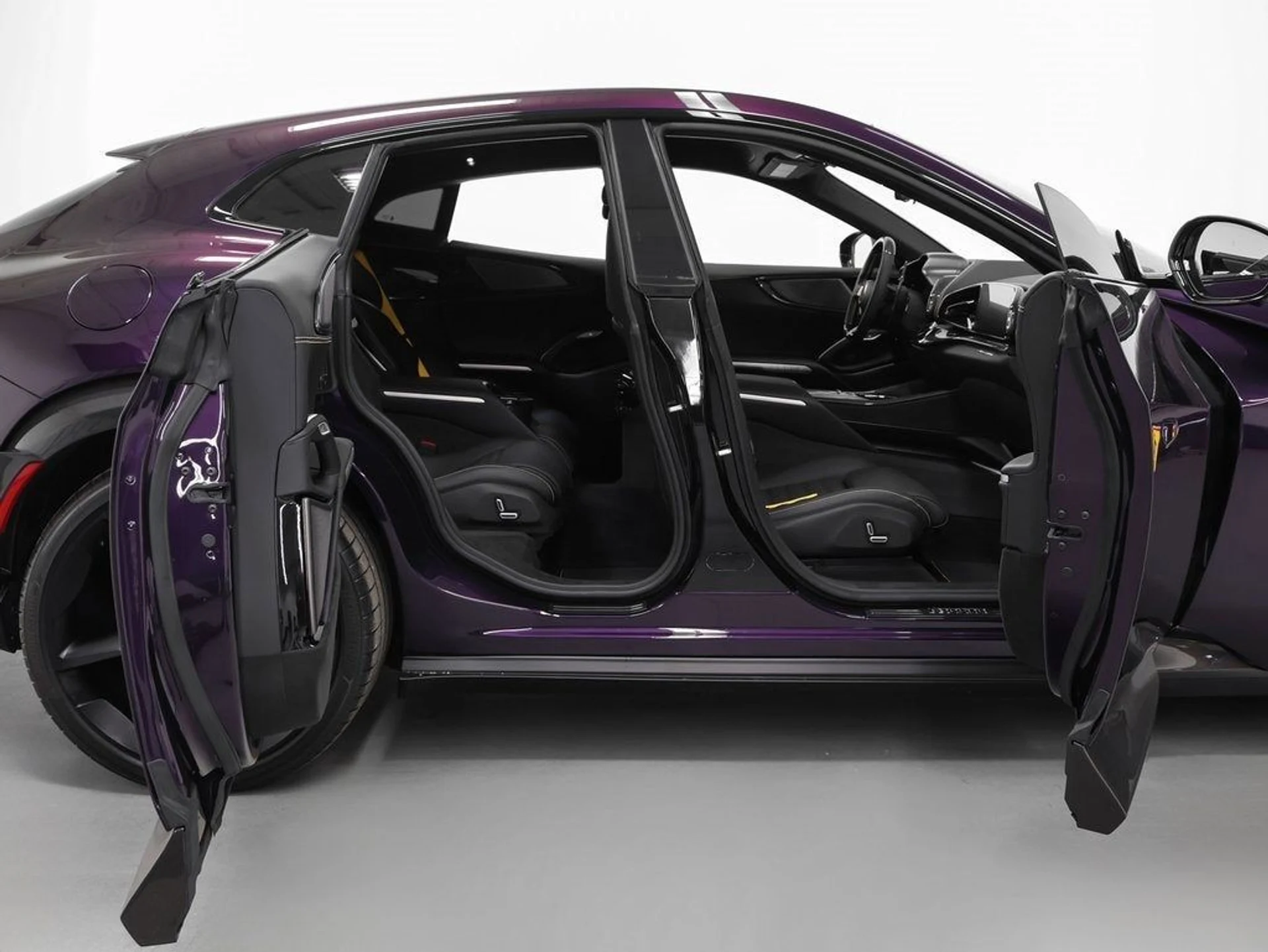 mph037_3995559358_38_a86415853d