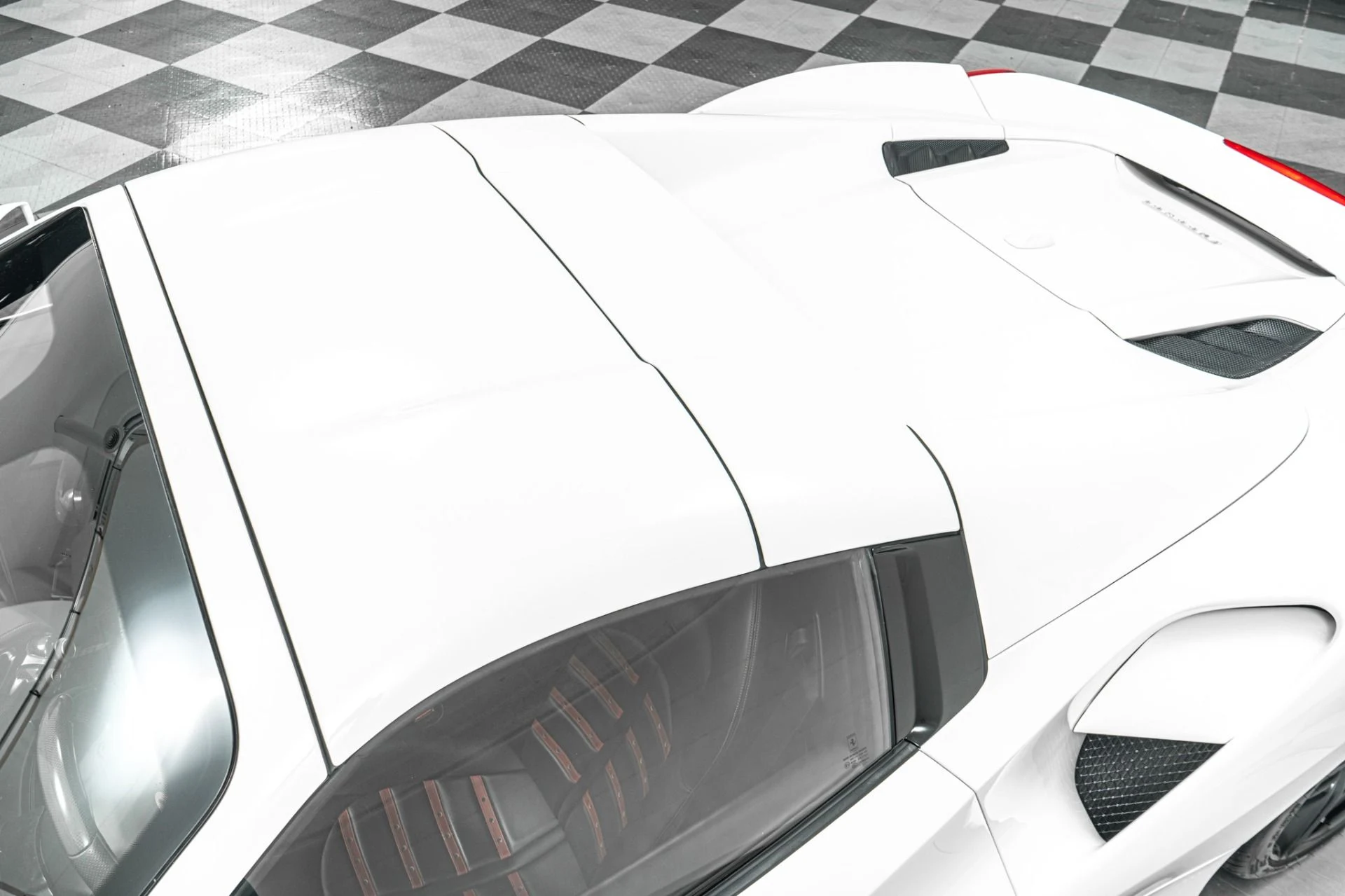 mph037_400723411_Used_2018_Ferrari_488_Spider_1783615982_16334131d9