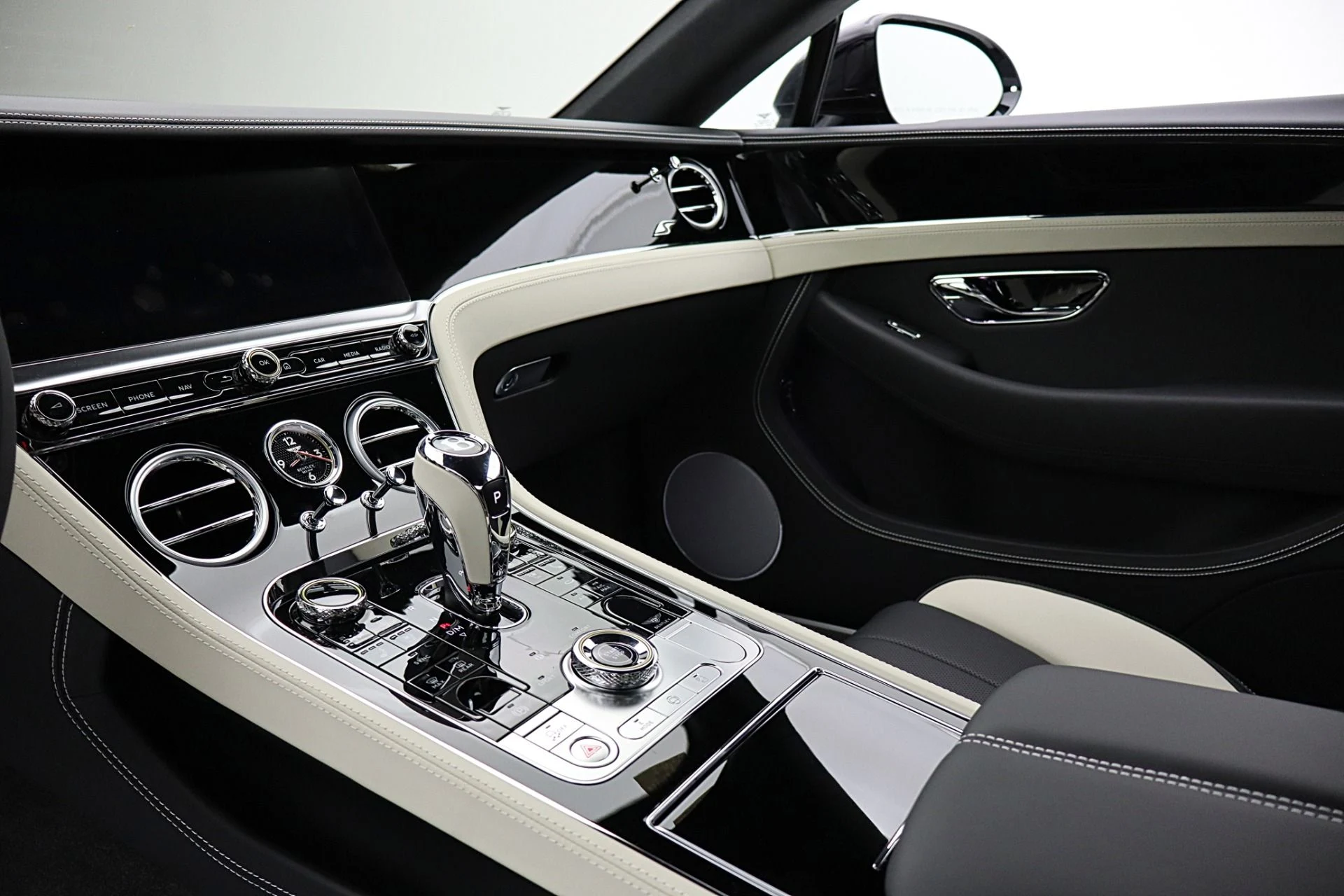 mph037_4020164040_New_2026_Bentley_Continental_GT_S_34f504e412