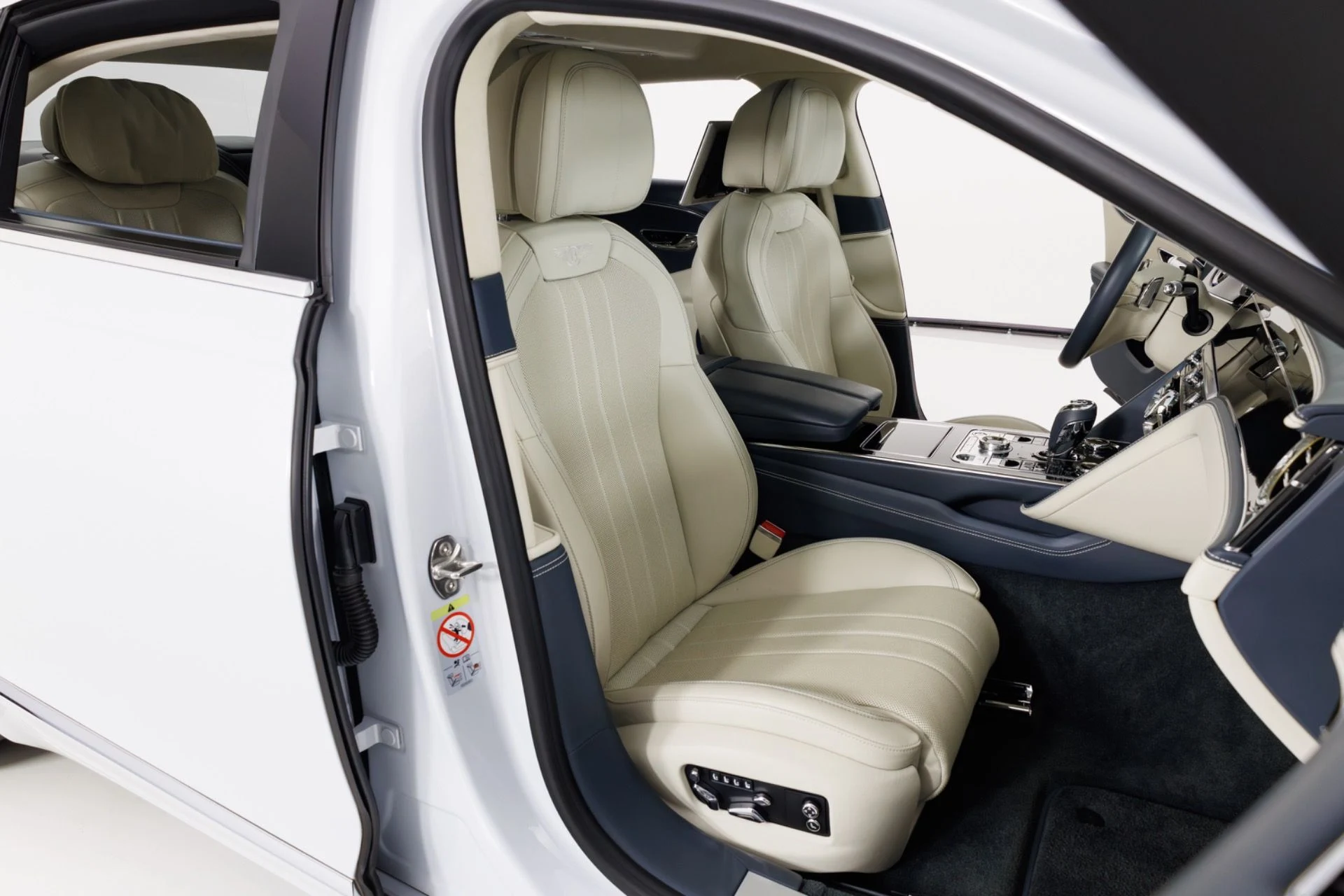 mph037_4031252756_Used_2020_Bentley_Flying_Spur_W12_1776899556_a5909131d9