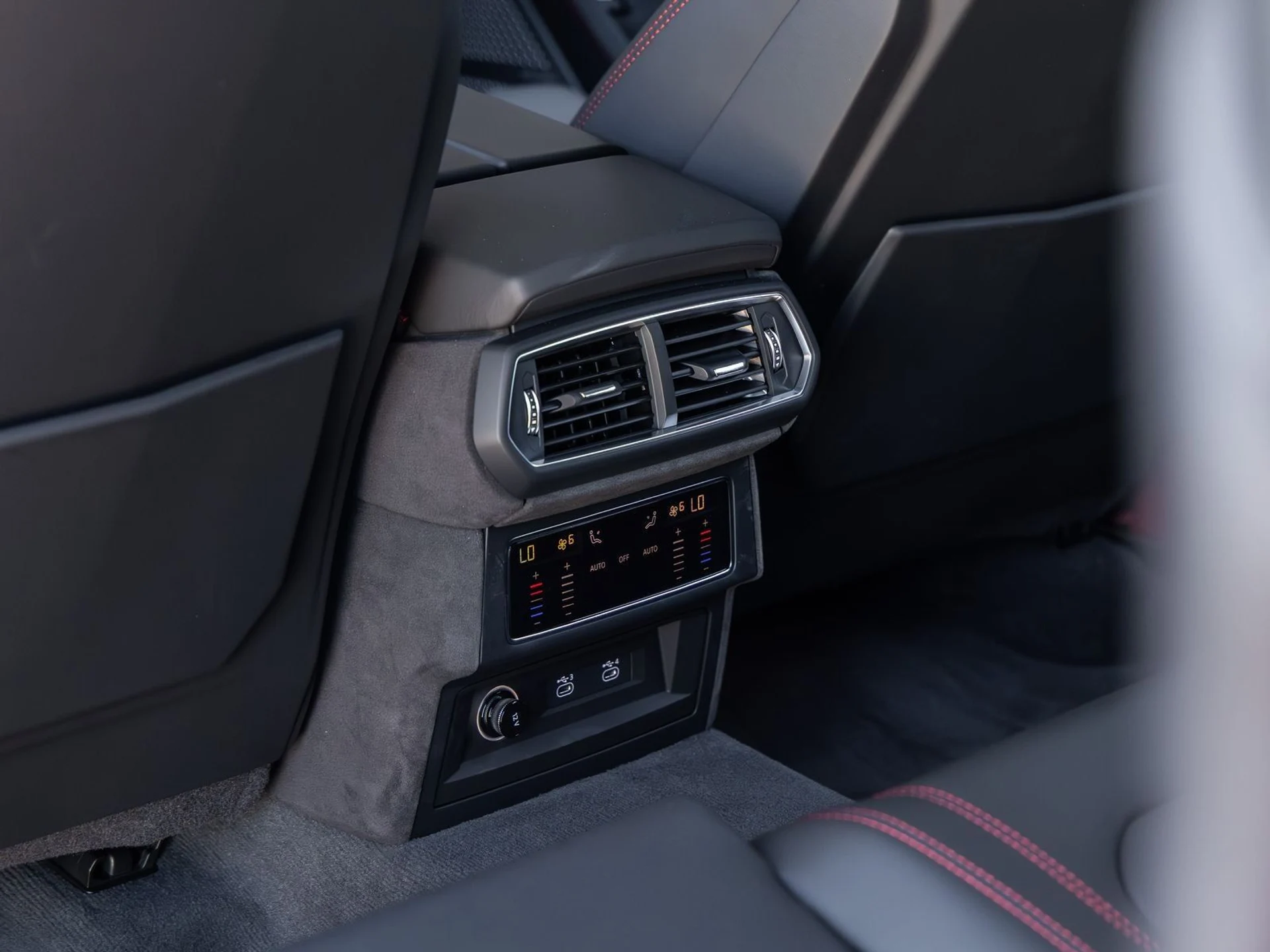 mph037_4032926735_38_086171887c