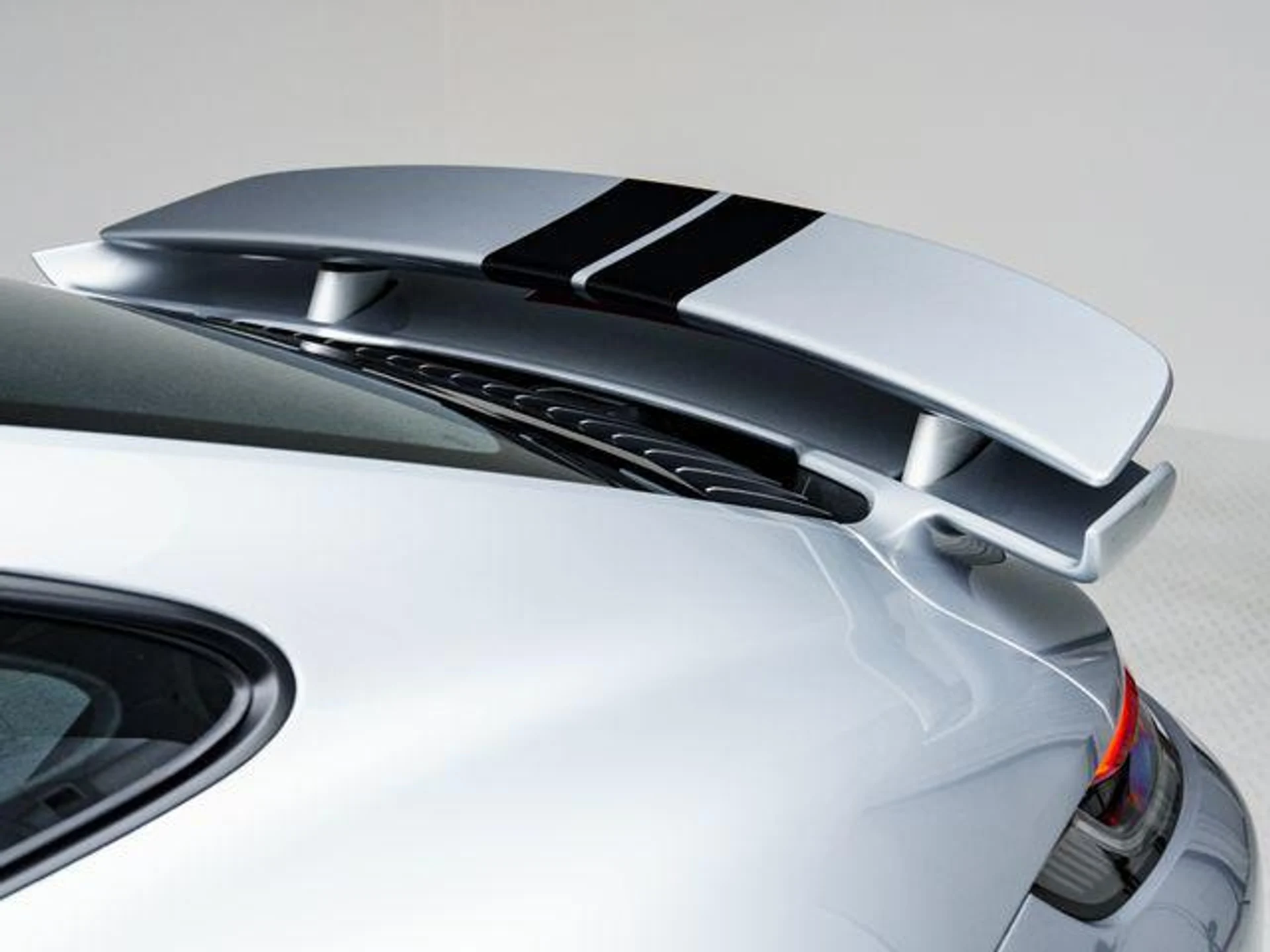 mph037_4037133737_prl3_C8_PDJ_0q5_P_Ro_RQ_4u_MS_woo_Q_f8ee7813e6