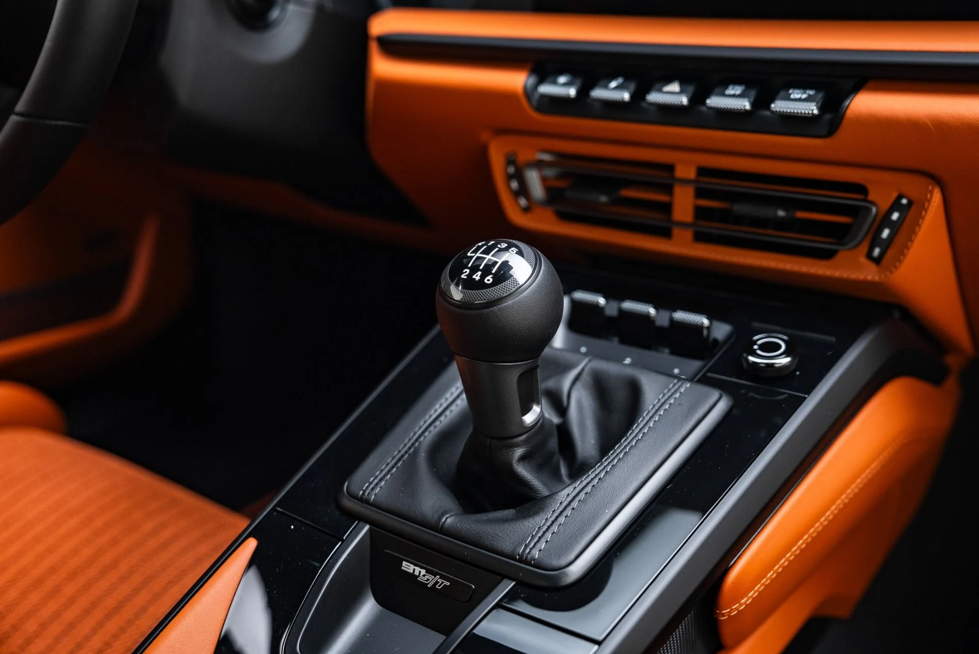 mph037_4038095960_Used_2024_Porsche_911_ST_1767635703_bba55a0049