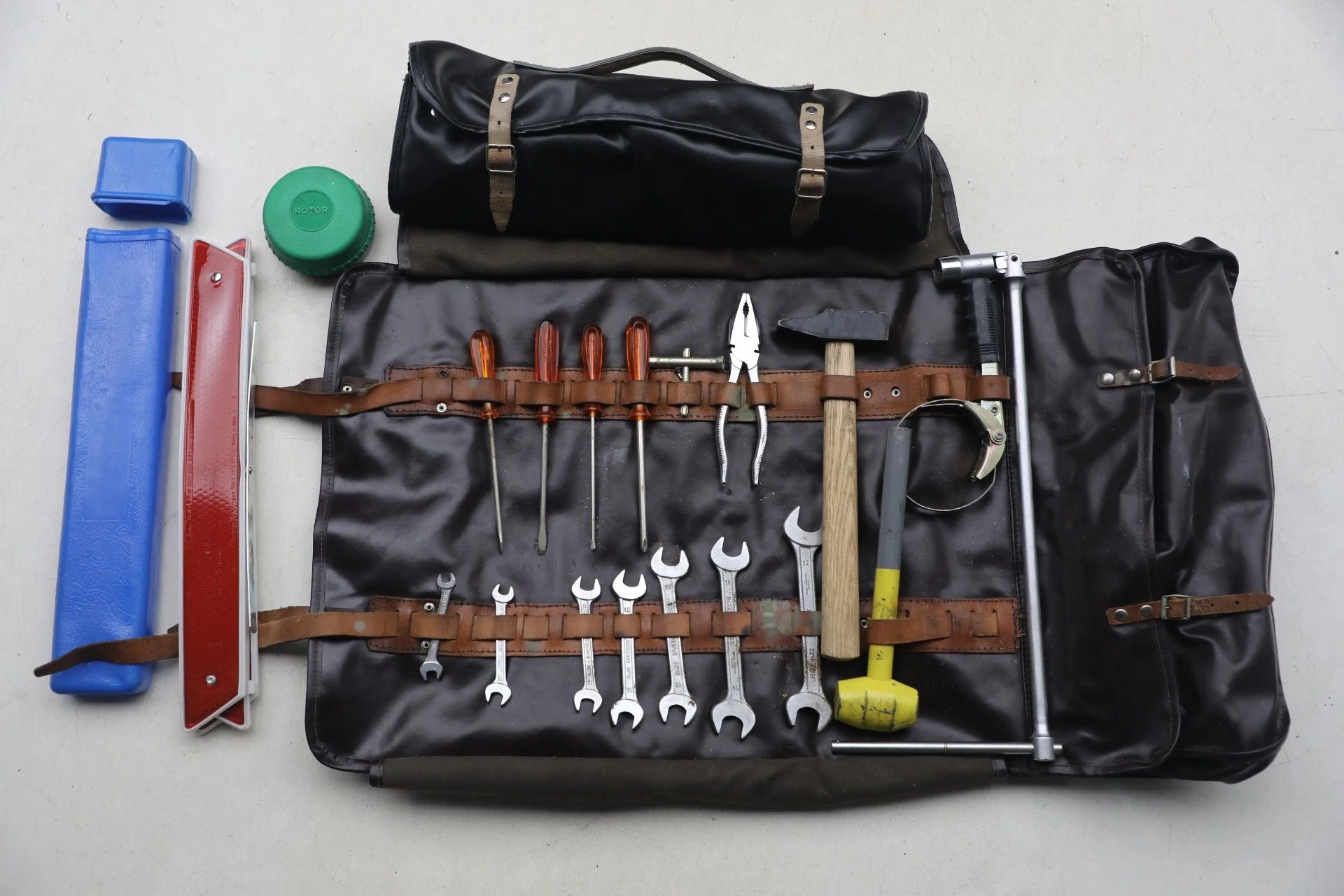 mph037_4046156276_Used_1971_Ferrari_365_GTB_4_Daytona_1770668334_f0559fb022