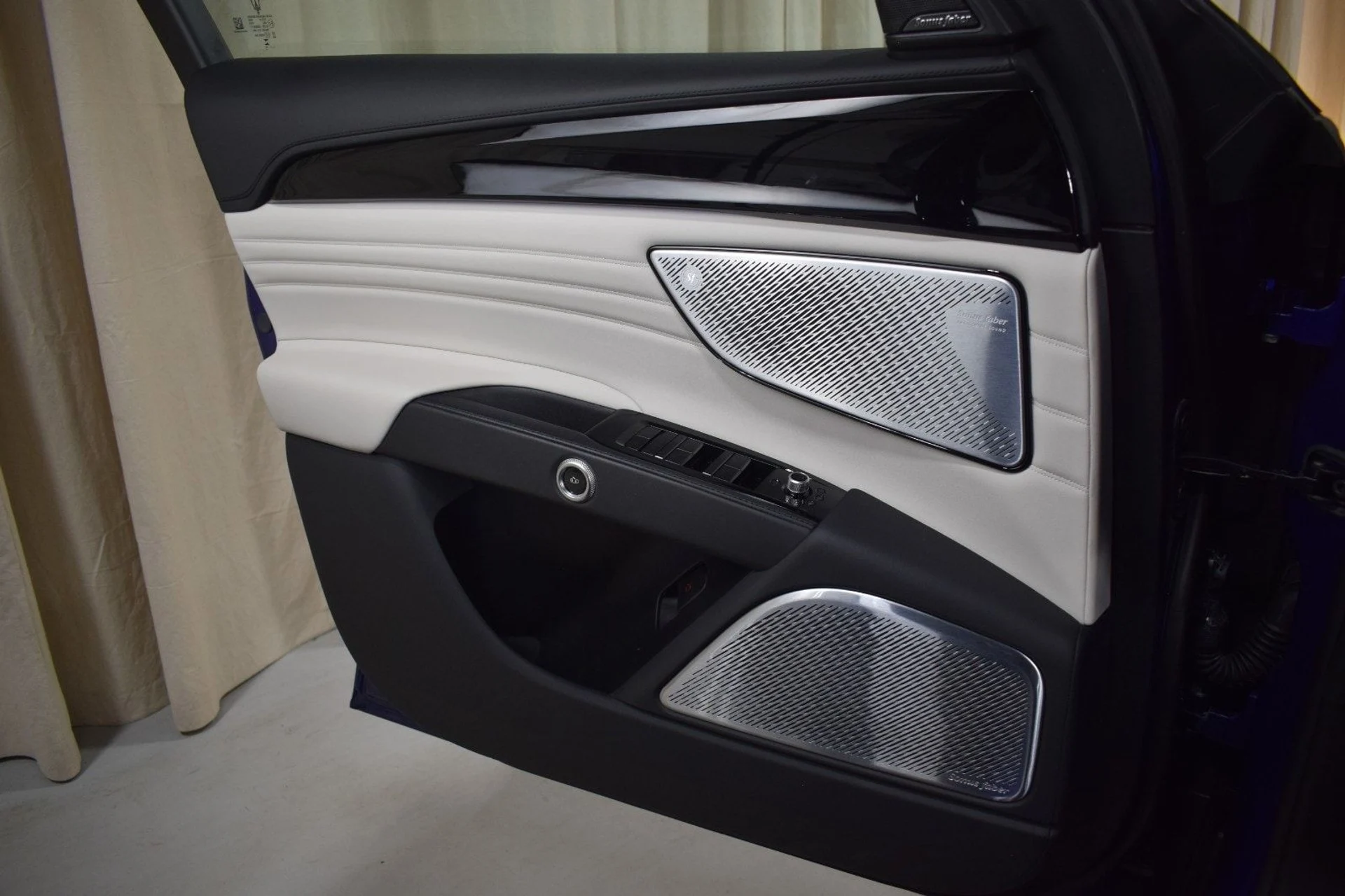 mph037_4049288224_f6950e1fc5b75791b7cde23b31e4eedbx_abe830e235