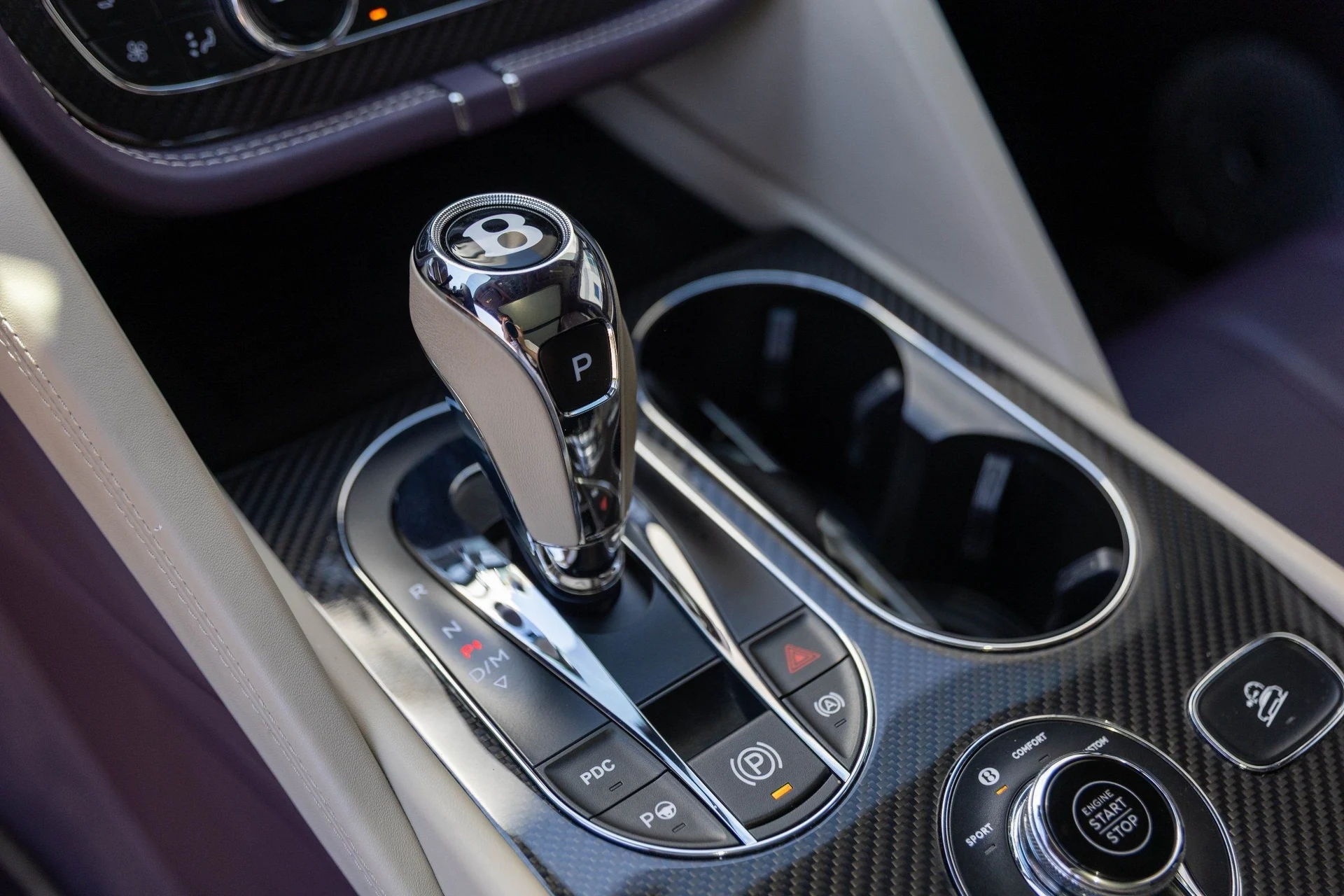 mph037_4061945242_Hi_Tech_Luxury_Imports_LLC_SJAAT_2_ZV_4_PC_018520_image_37_7958c9f0a7