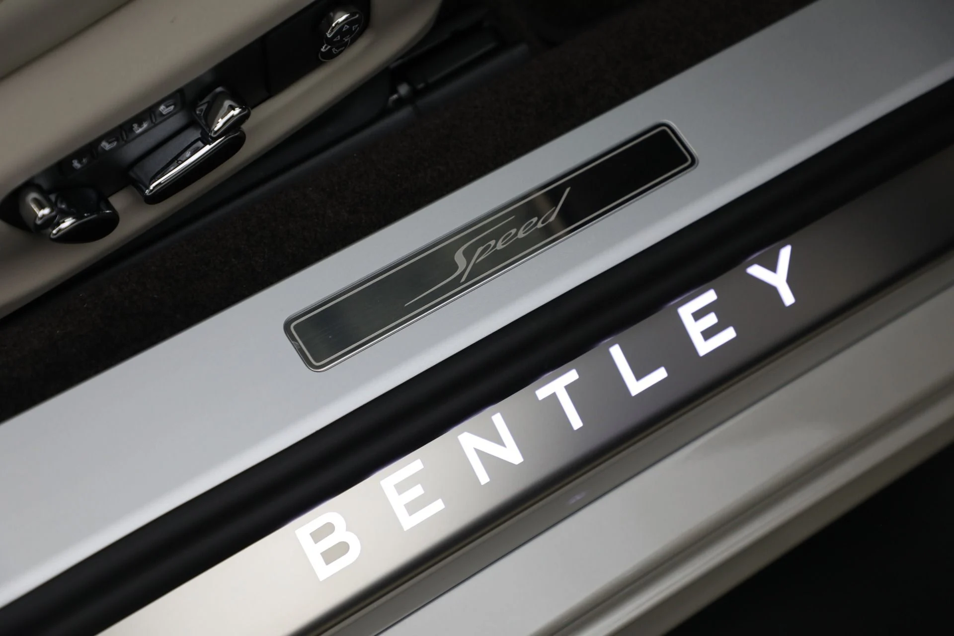 mph037_4065649344_New_2025_Bentley_Continental_GTC_Speed_b95390c00d