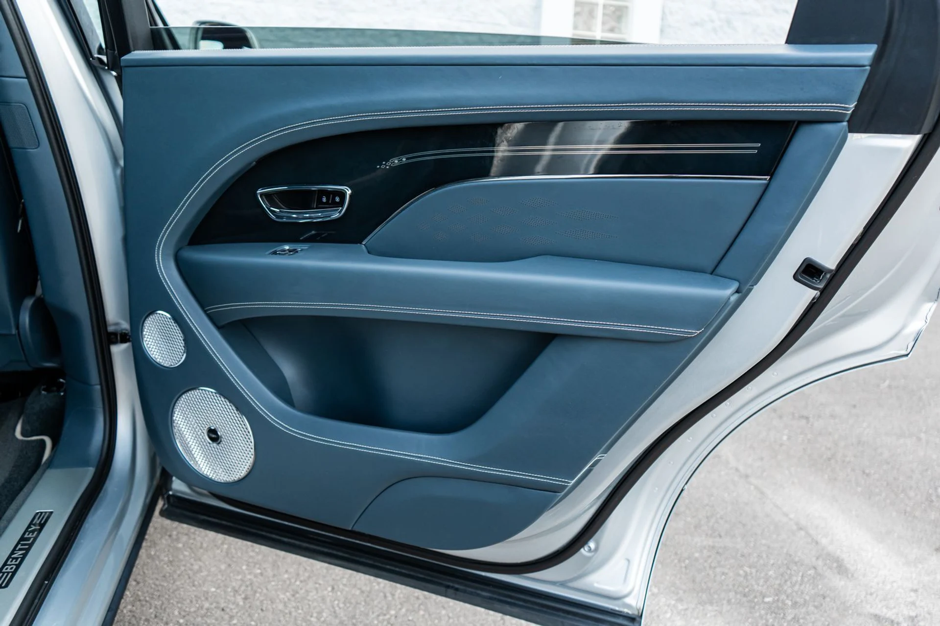 mph037_4080784580_7bd289ba_335b_43be_9d9d_0d4c887739a5_4087d3d8fd