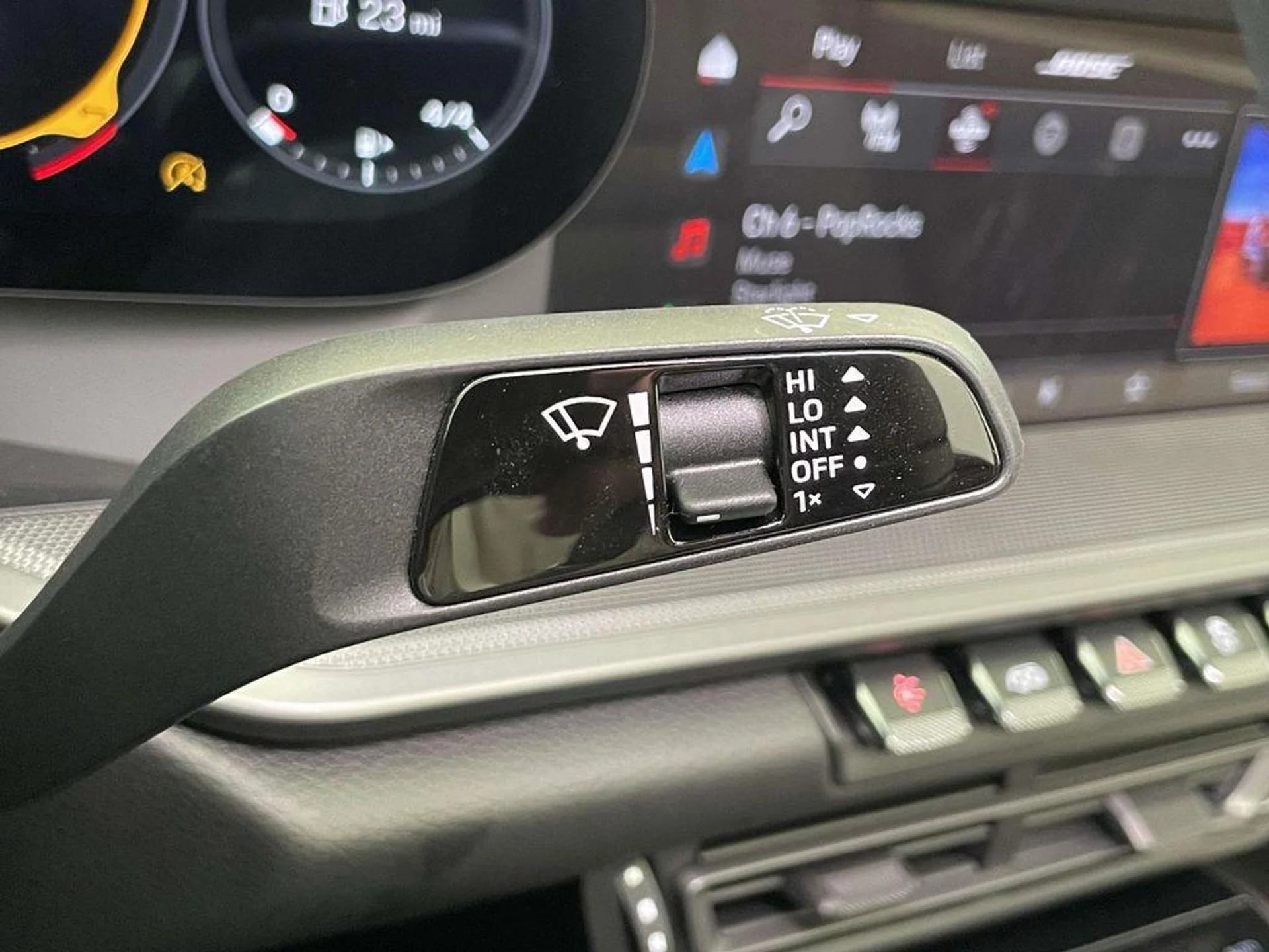 mph037_4081599096_q_AA_Eo5_TDT_ox2w_Z_Qlb_Ccsy_Hu_Bzg_5a5529d2a8