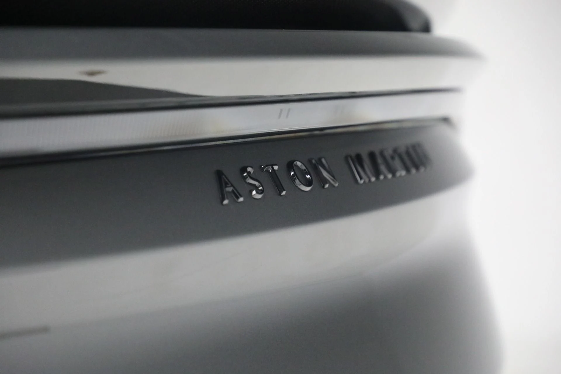 mph037_4082985375_Used_2023_Aston_Martin_DBS_770_Ultimate_415b27fe26