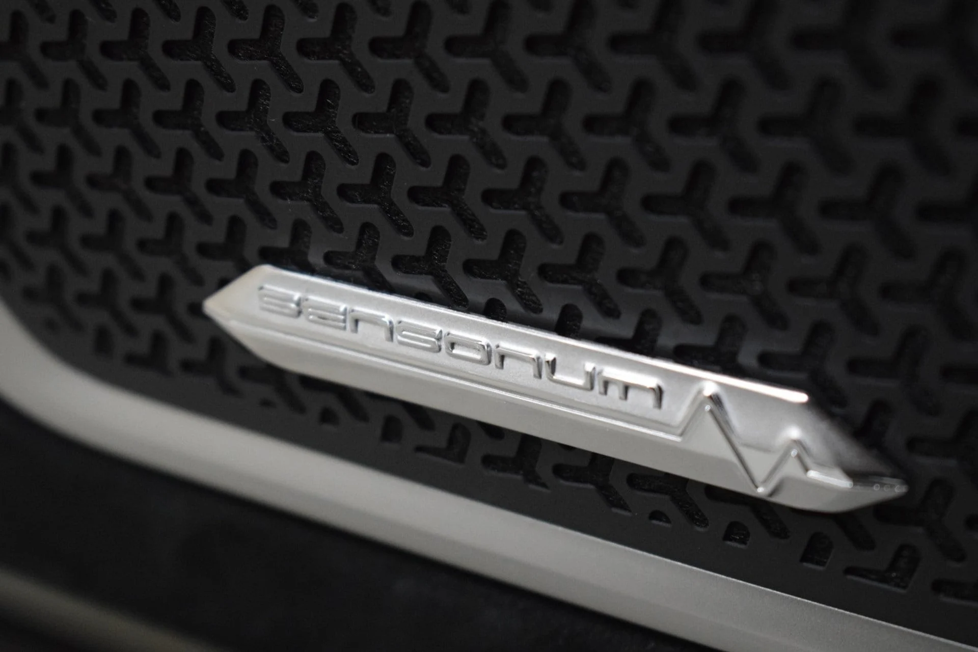 mph037_4084465997_f771db4d1ee314d6cd228f0a697b09efx_88d5acd2a8