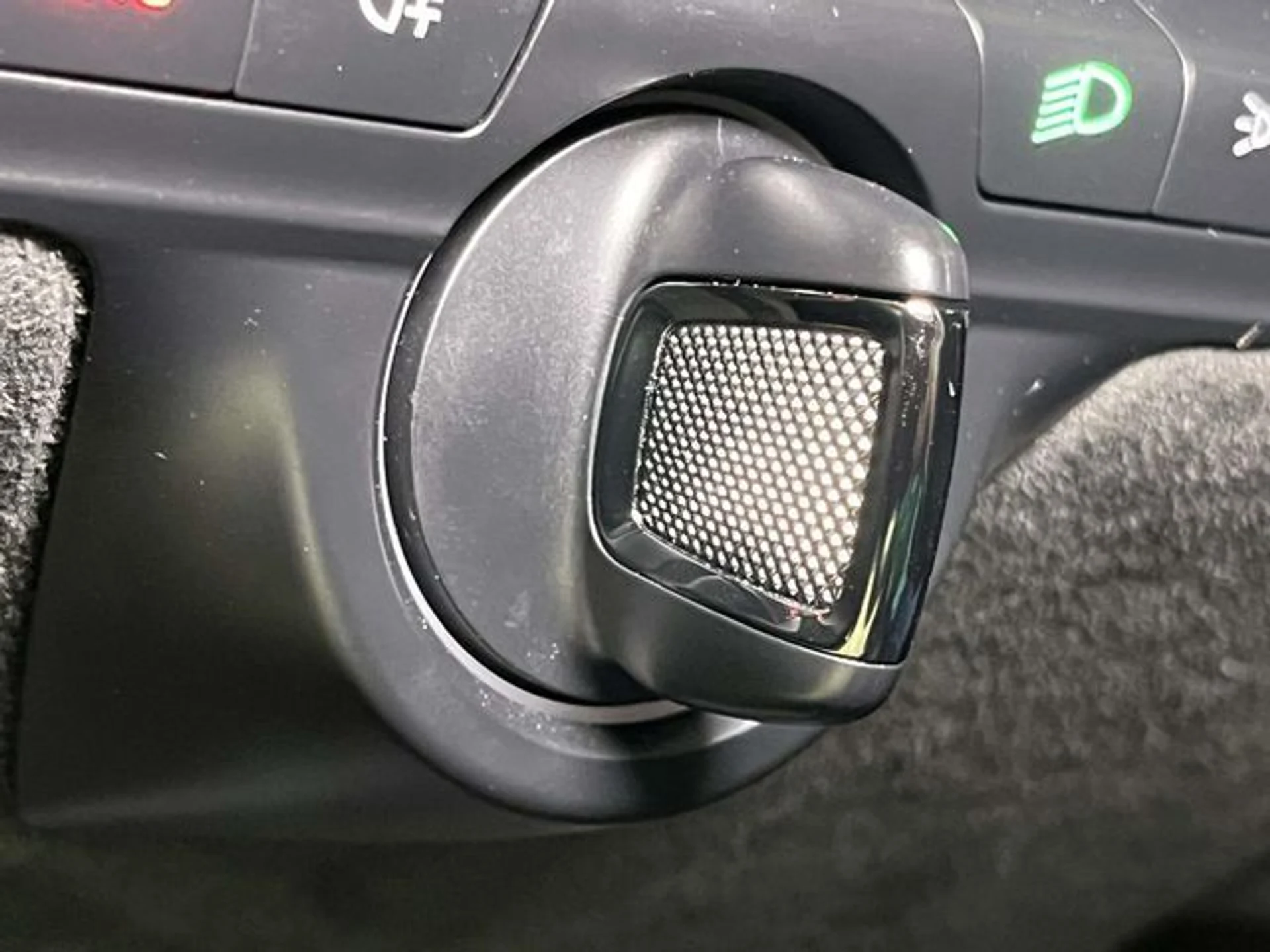 mph037_408534042_27d0a3a37e7a3252e94d667a6a946a58x_253c628ac4