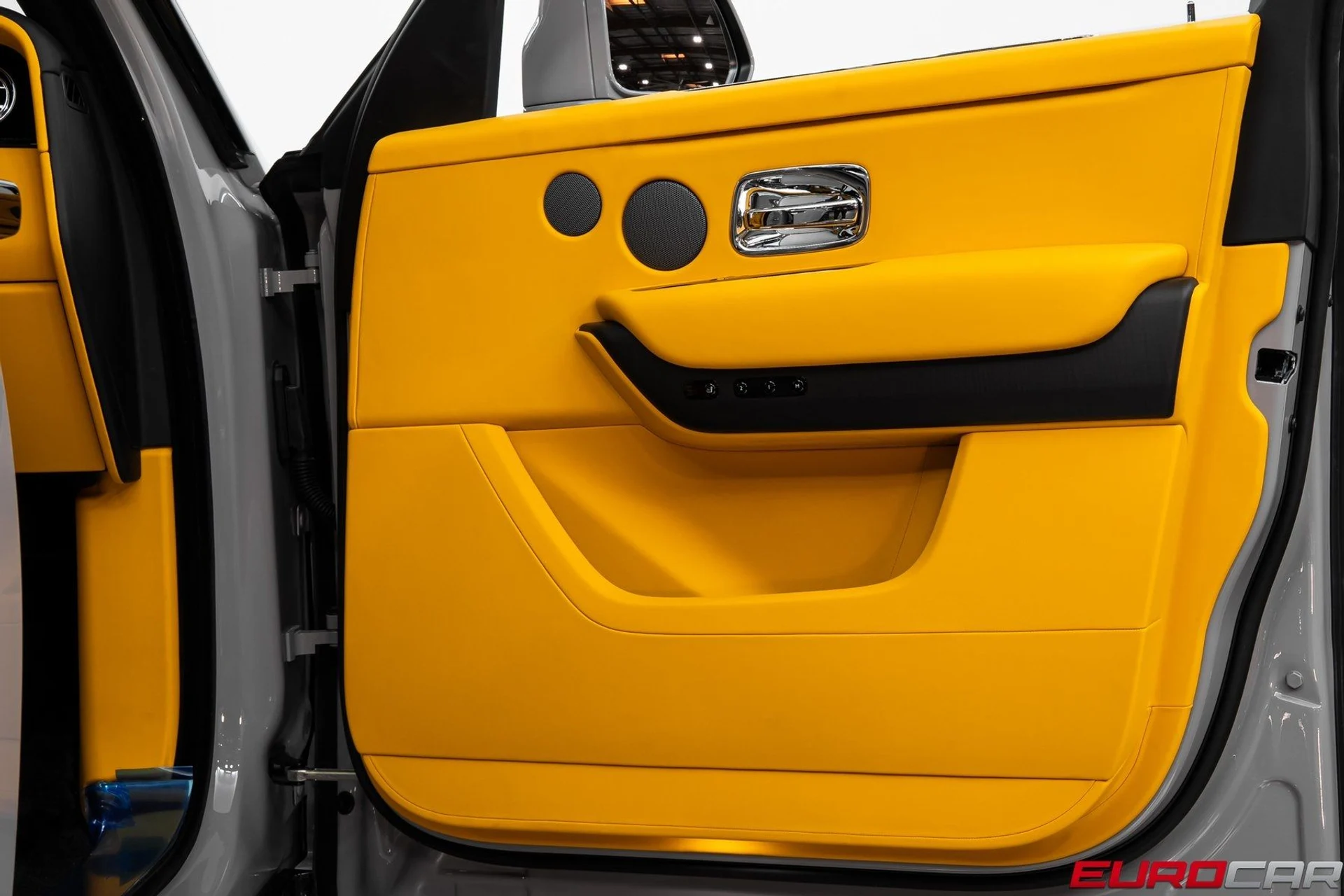 mph037_408934421_image_38_b39323aa9f