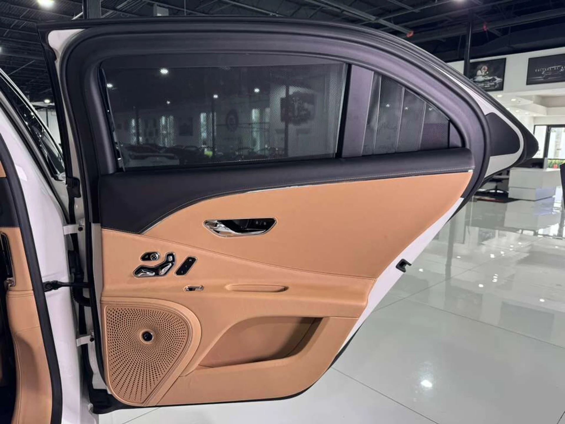 mph037_408954626_58cebf6e475e282a94e2b9a159e82971_087c37dbd2