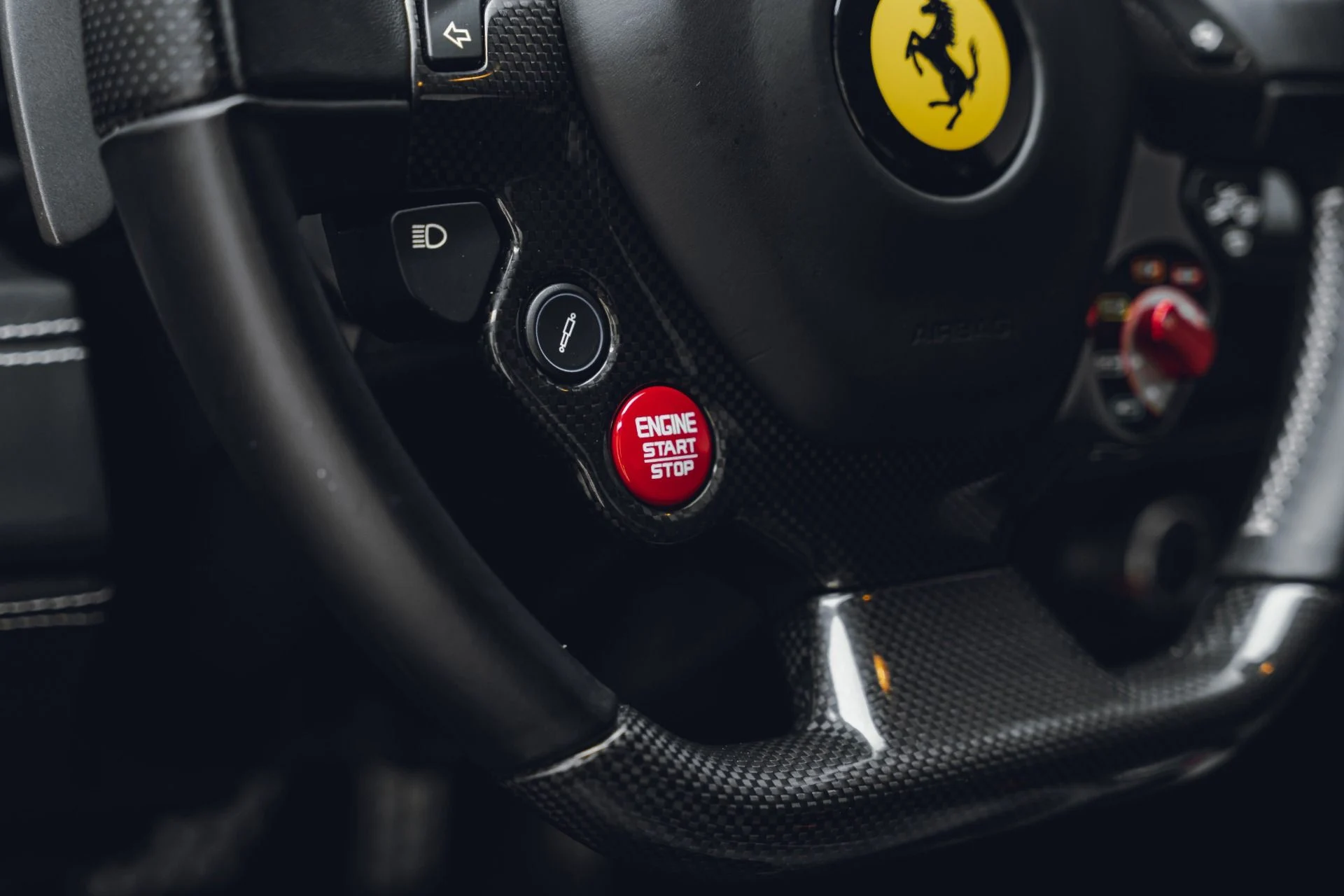 mph037_4094595682_Used_2018_Ferrari_488_GTB_1781823536_ce0c55290f