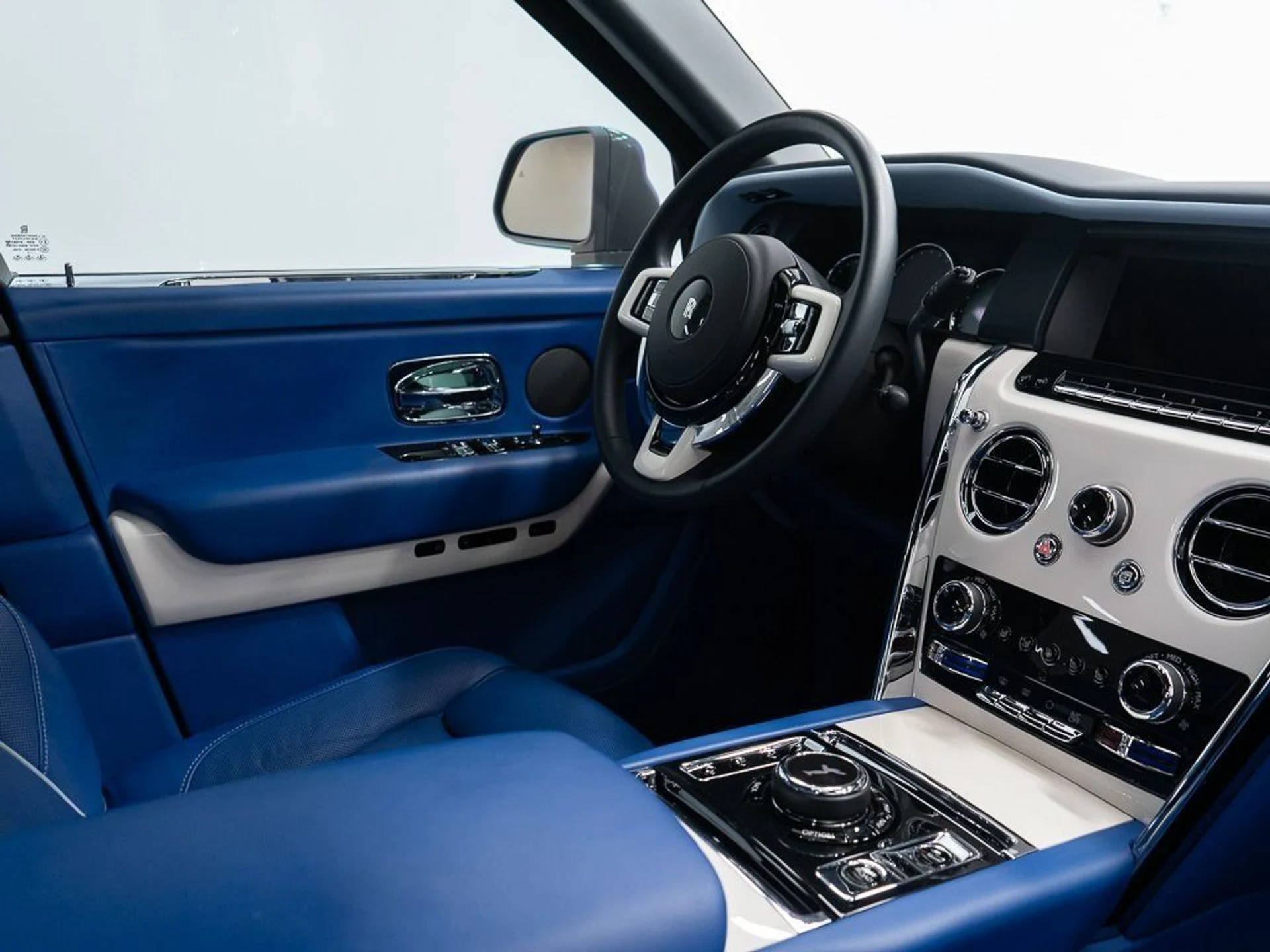 mph037_4102051777_71b737280fbd39b945436a7352169320_96b3e77d8a