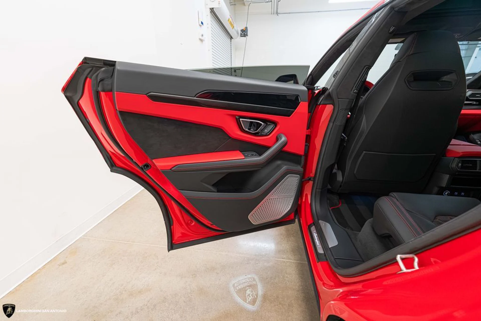 mph037_4106381913_a5f67644956c5a9fc0d2a7050bbe2270x_09c7e74d90