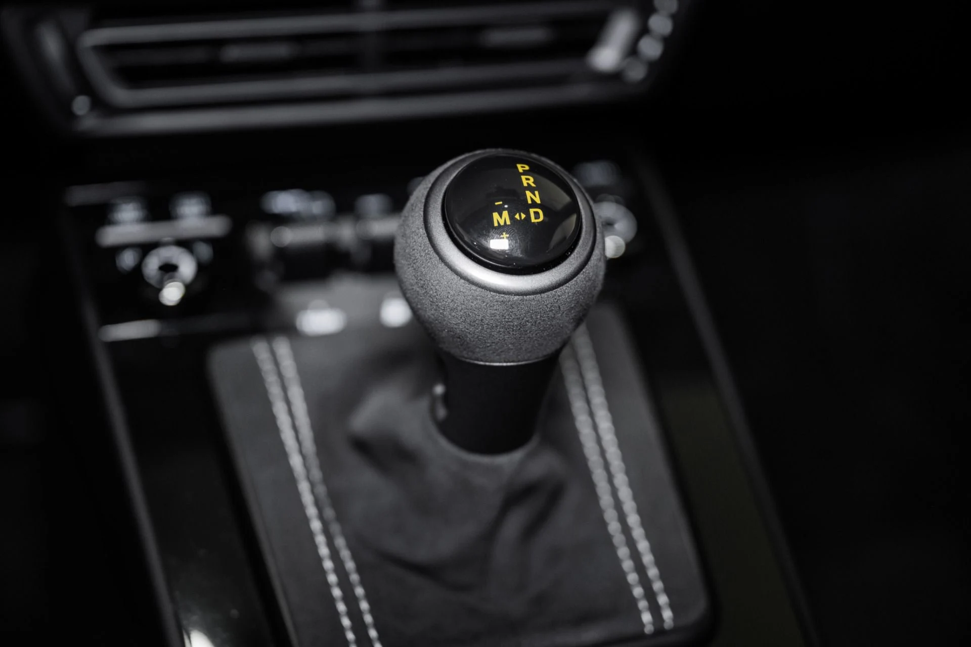 mph037_4114254269_Used_2022_Porsche_911_GT_3_1764089810_c596b8c1d6