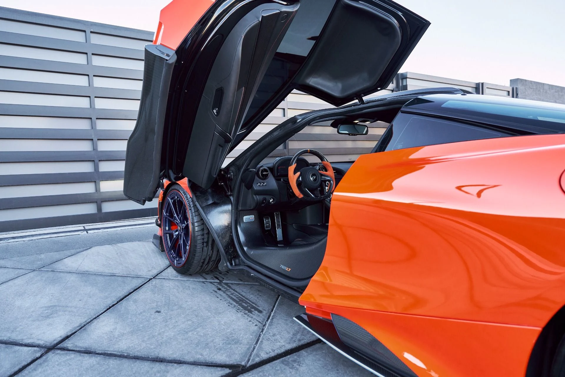 mph037_4114655915_Used_2021_Mc_Laren_765_LT_Base_1768445526_b48c6c354d
