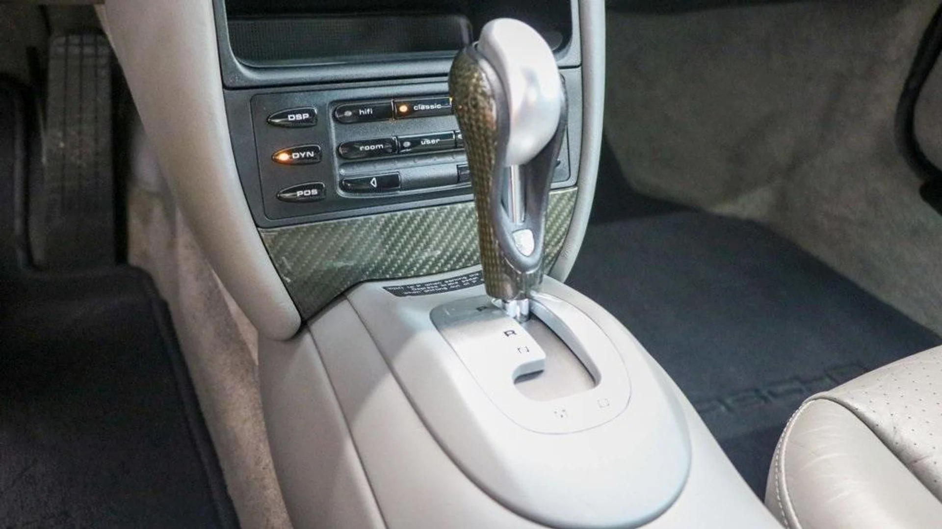 mph037_4117104400_u_J_Xe_V1tokelo_Wcg_T1escuc_X_Hd6_U_e4c18ebfc6