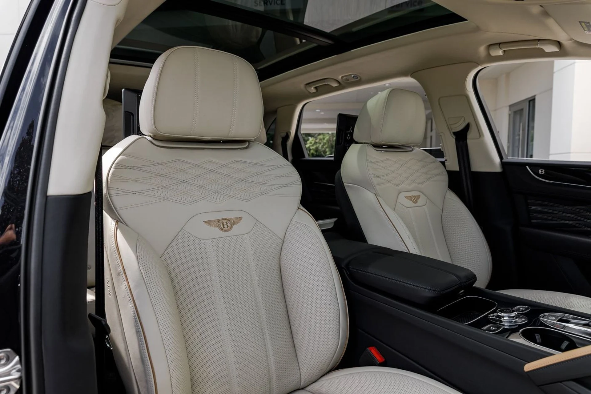 mph037_4118811460_918bf31f7682ba03e8253591bbc02d65x_7463e87fd1