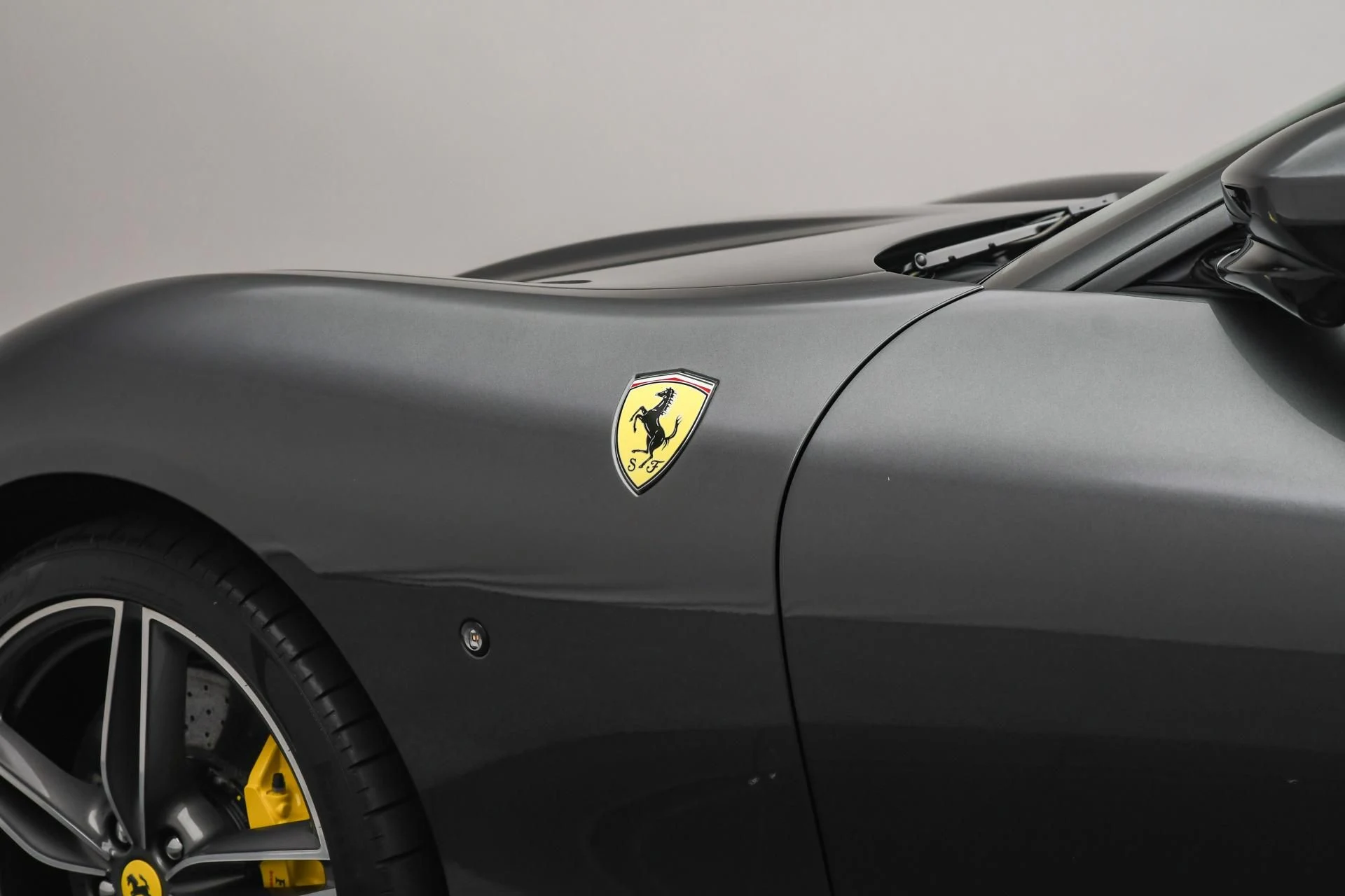 mph037_412588575_Used_2024_Ferrari_Roma_1750406912_d21fad0082