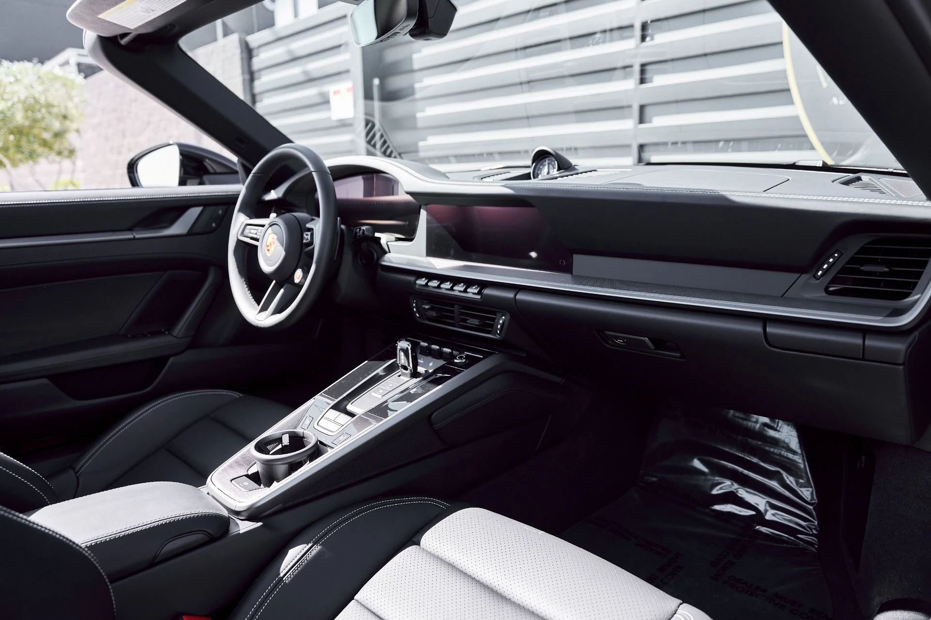 mph037_4134622811_Used_2026_Porsche_911_Targa_4_S_1772843252_33aabf0839