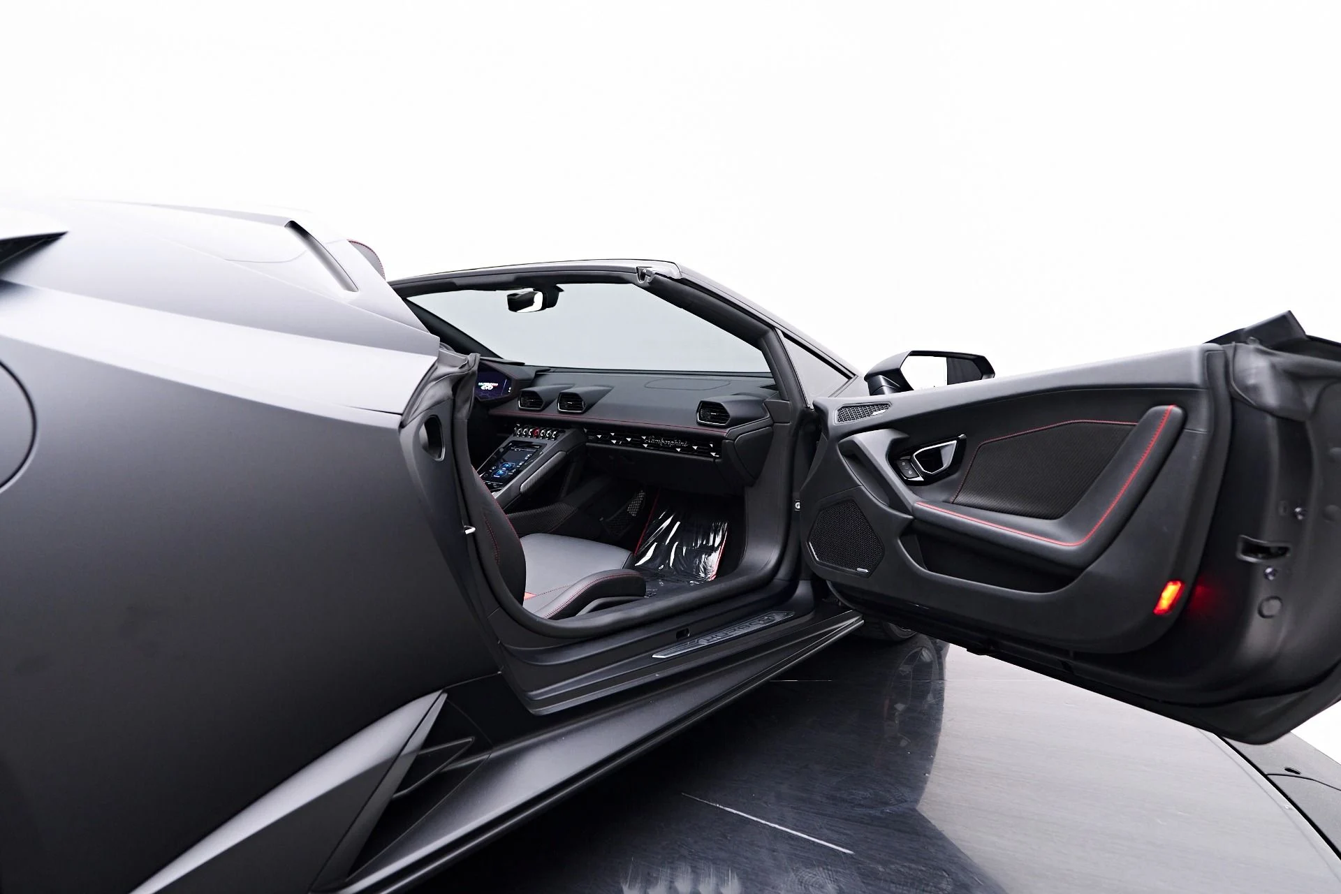 mph037_4157439669_Used_2020_Lamborghini_Huracan_EVO_Base_1755655904_63e298d16a