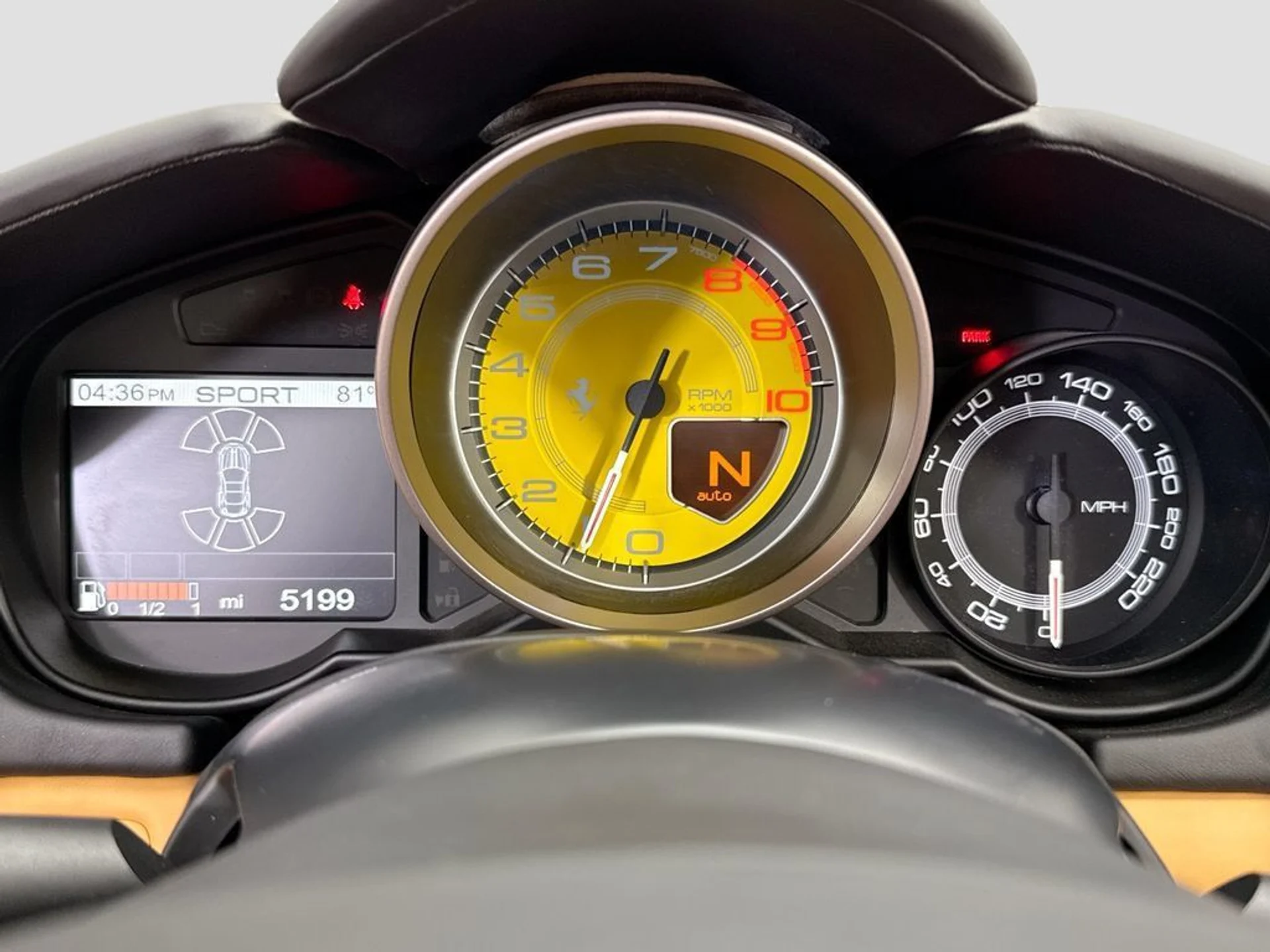 mph037_4175451174_used_2014_ferrari_california_2drconvertible_8119_22996020_38_1024_be0518264a