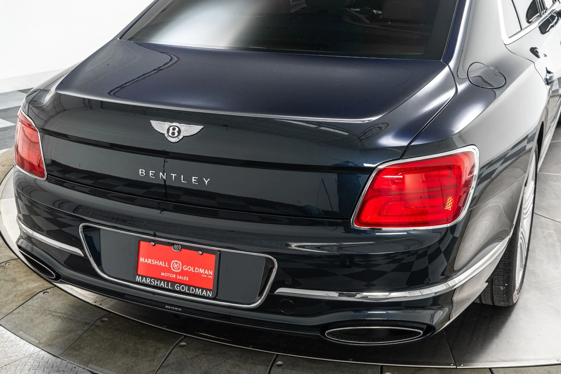 mph037_4188592695_Used_2026_Bentley_Flying_Spur_Azure_Bang_and_Olufsen_Audio_Mulliner_Driving_Specification_1778702450_d715aac37c