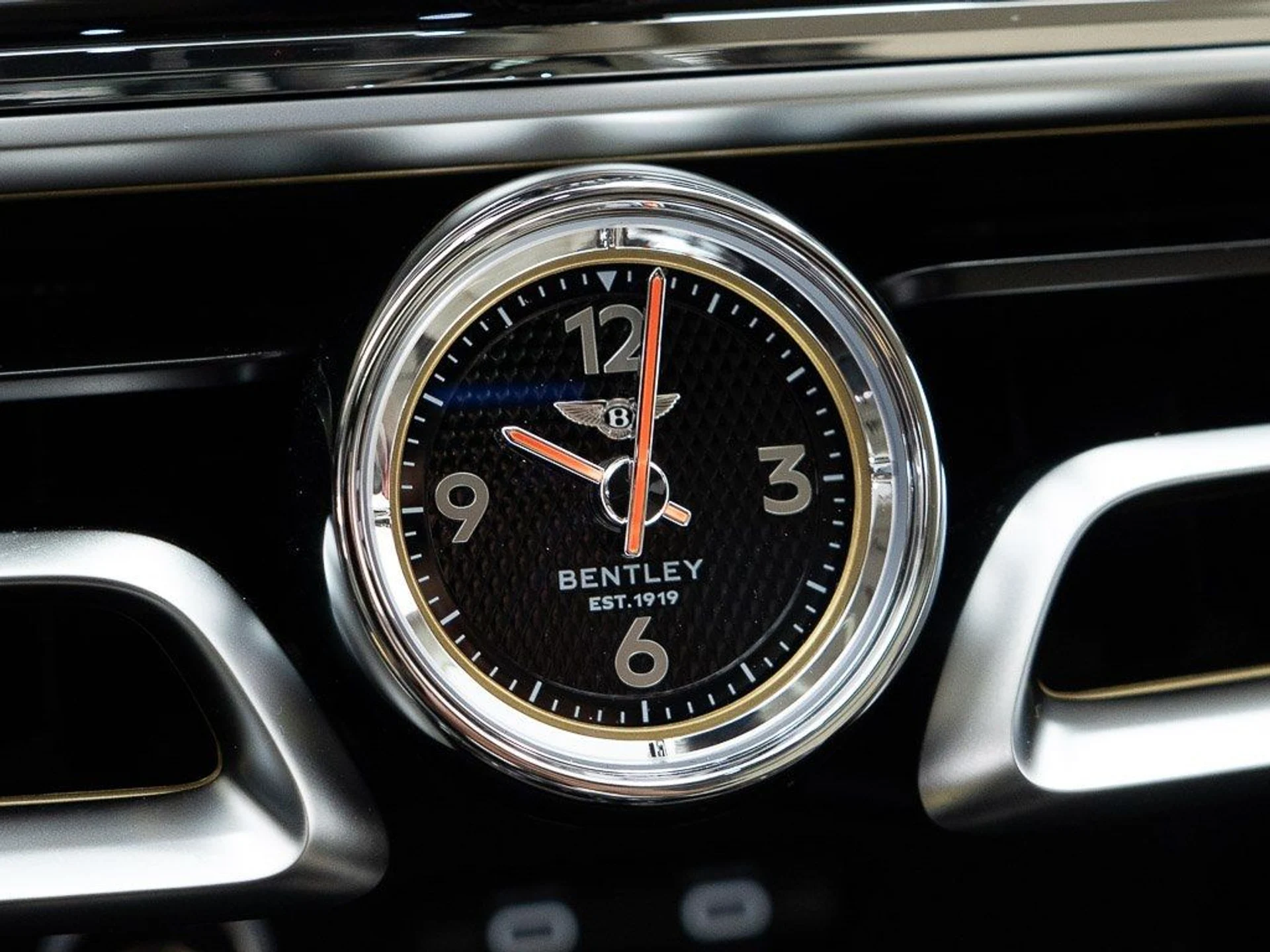 mph037_4201543966_787f09d5a6a7cd645a91f0e42e7b6f85_f4035ca83f