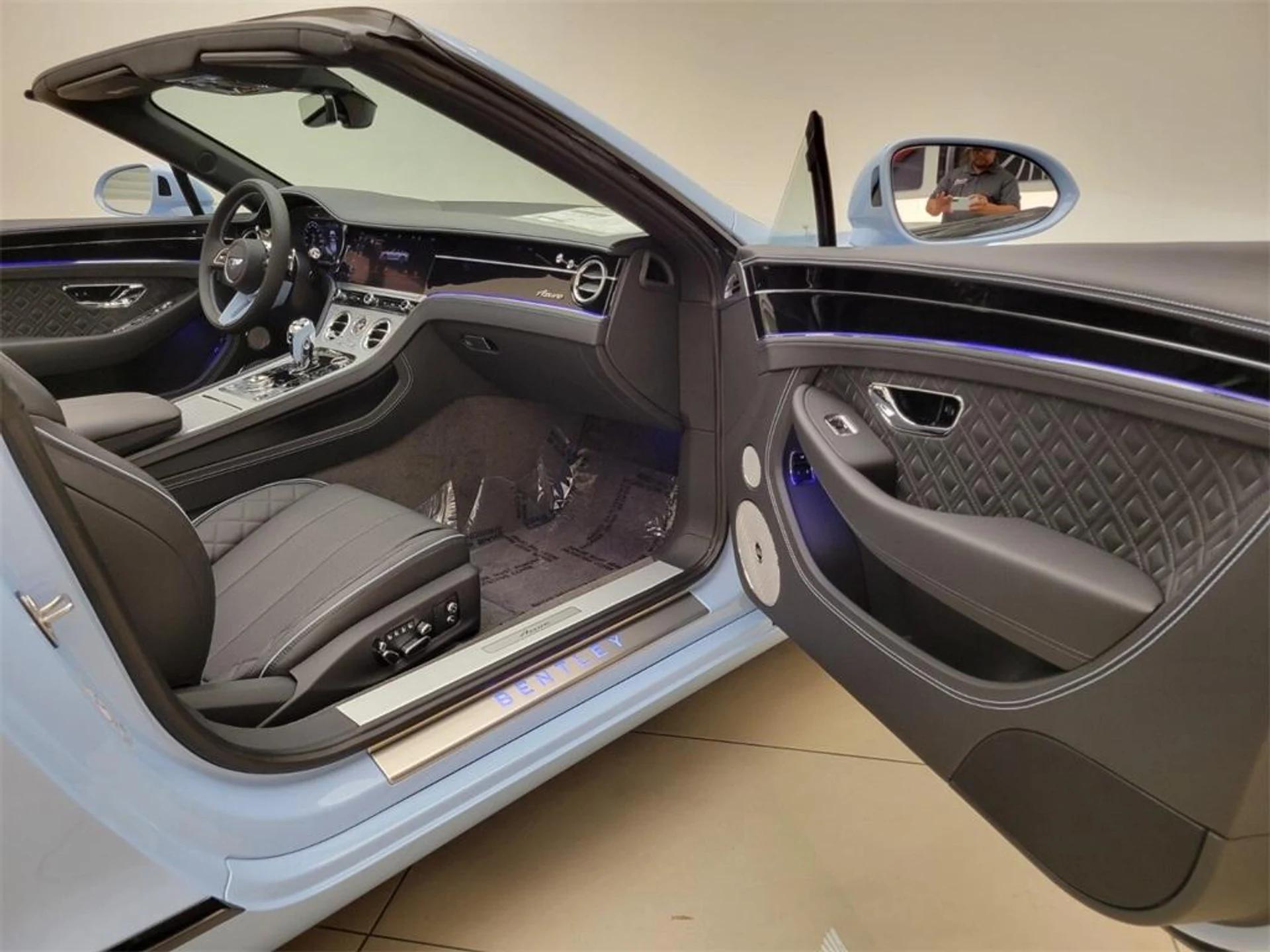 mph037_4207526863_Used_2023_Bentley_Continental_GT_V8_1715721794_c8c321aa08