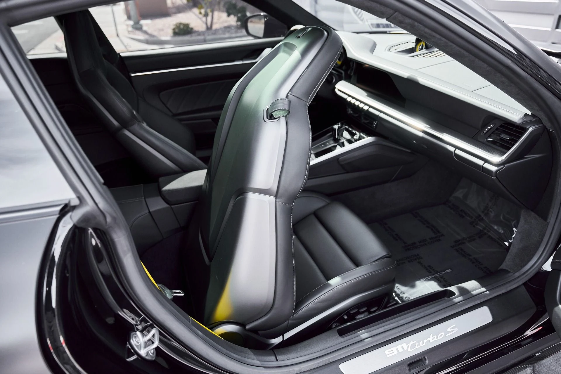 mph037_4216187267_Used_2024_Porsche_911_Turbo_S_1772073682_3a9fcfd899