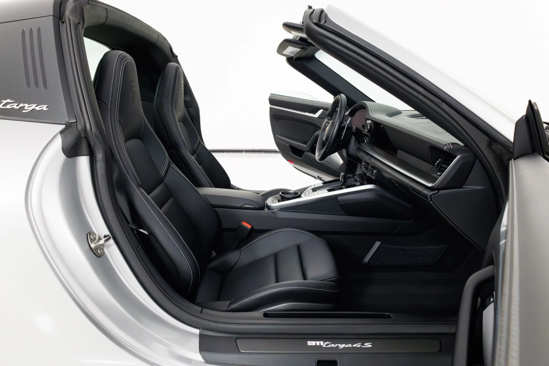 mph037_4238476233_Used_2022_Porsche_911_Targa_4_S_1772835272_b9a5a416bc