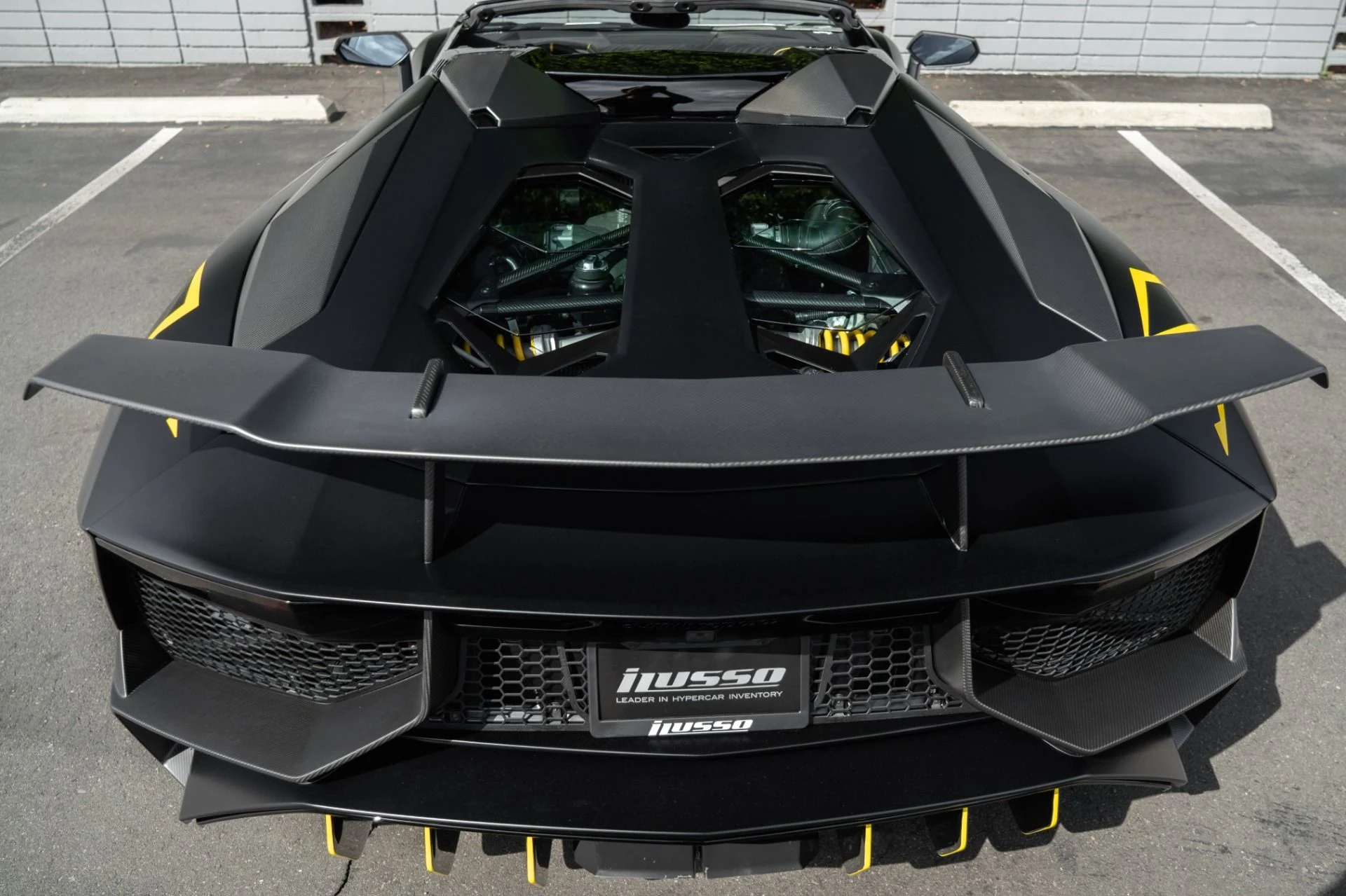 mph037_4239293524_Used_2016_Lamborghini_Aventador_LP_750_4_SV_1759528221_0362384f3a