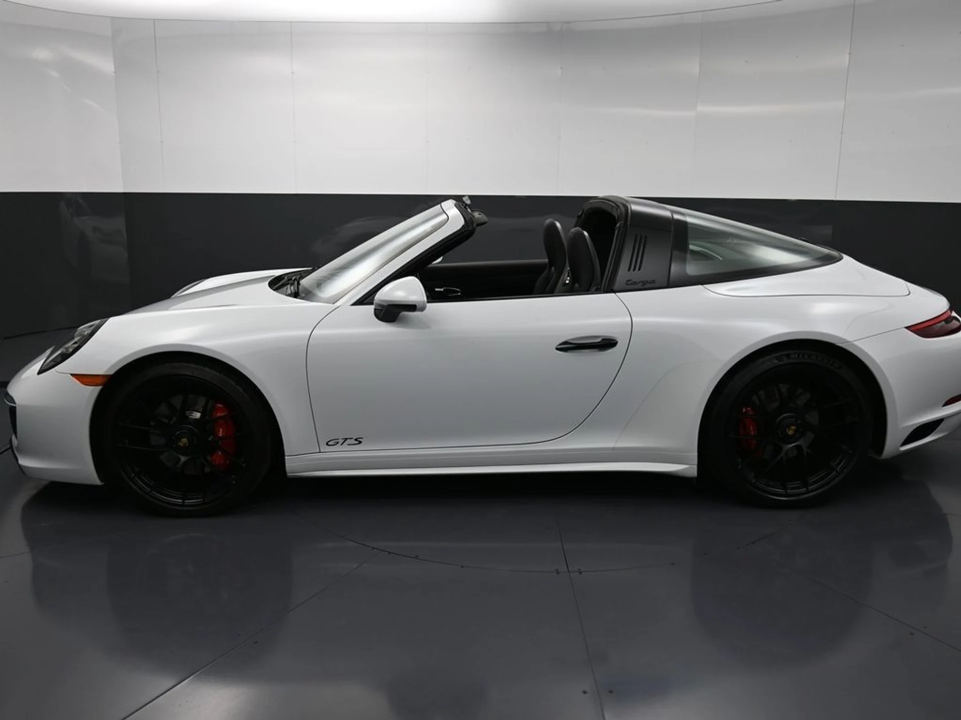 mph037_4277100362_image_37_058e38670d