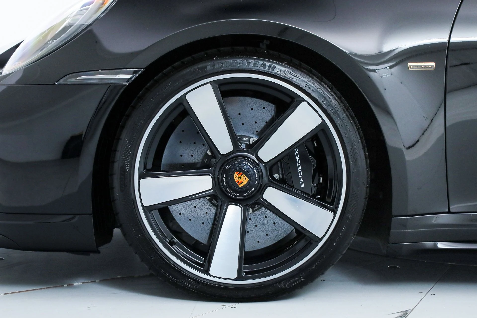 mph037_428136705_612a61050a4e198c1e52450153908c05_5fdd32c449