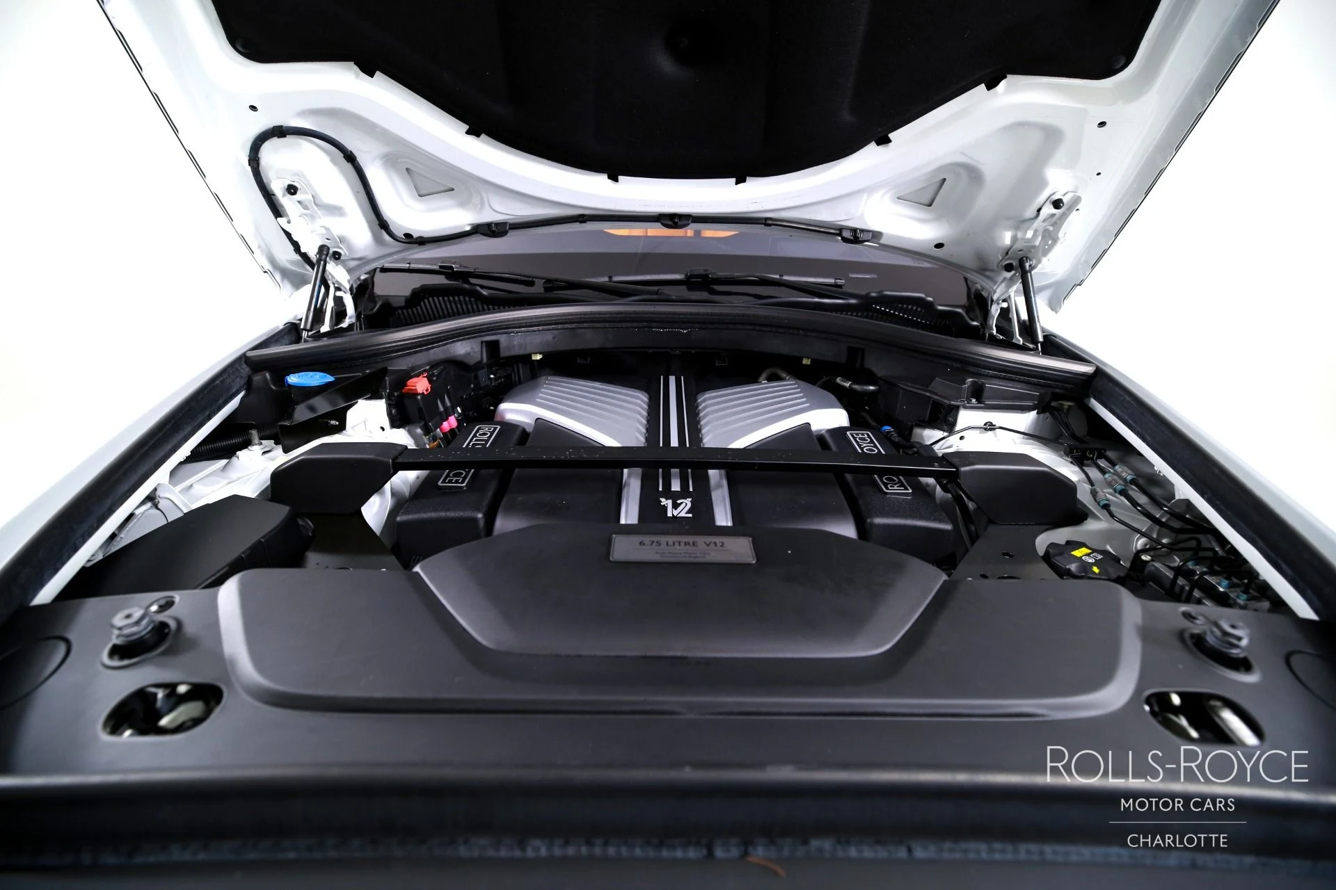 mph037_4283496033_Used_2022_Rolls_Royce_Cullinan_1773253709_3d56ba398f