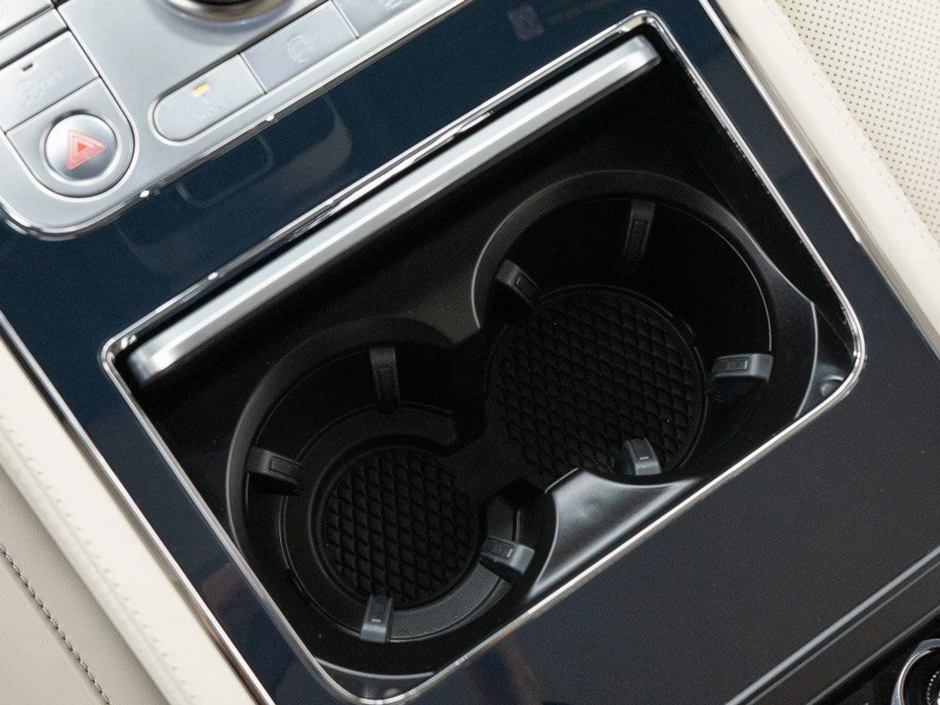 mph037_4290370972_f65e615142522c0e2b87aee64a77e005_a135bdf427